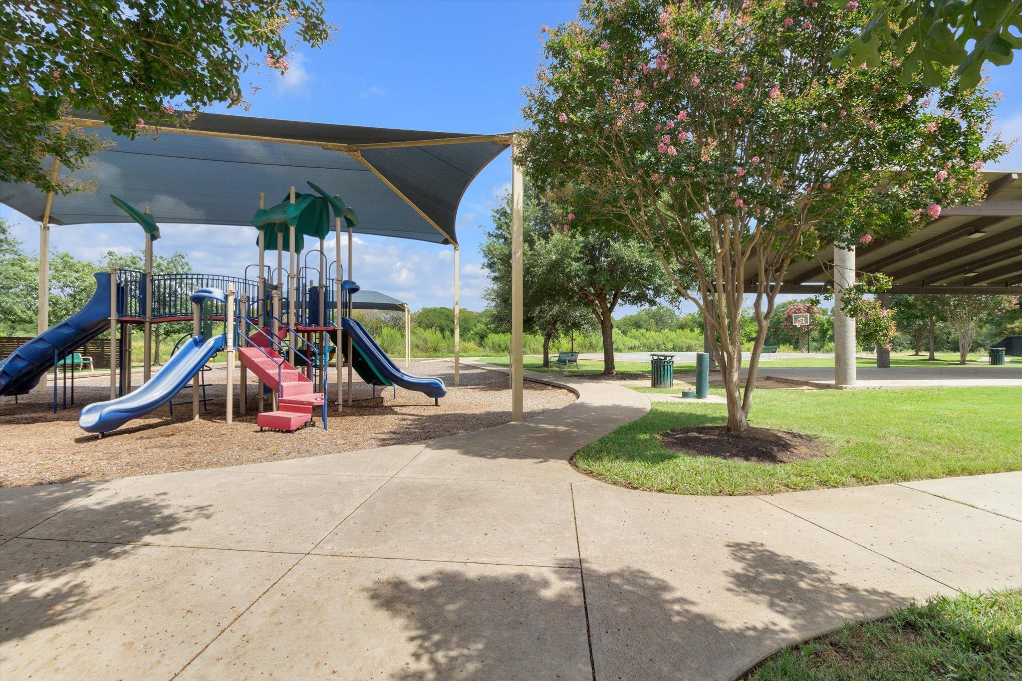298 Nivens Dr, Buda, TX 78610