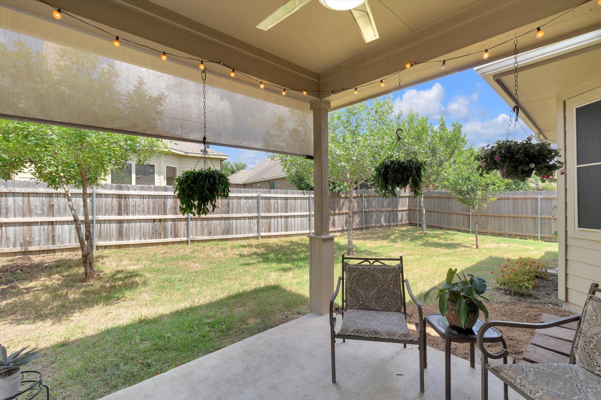 298 Nivens Dr, Buda, TX 78610