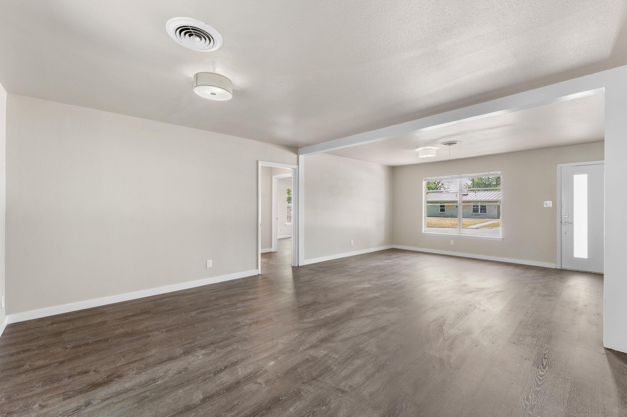 5302 Robinsdale Ln, Austin, TX 78723