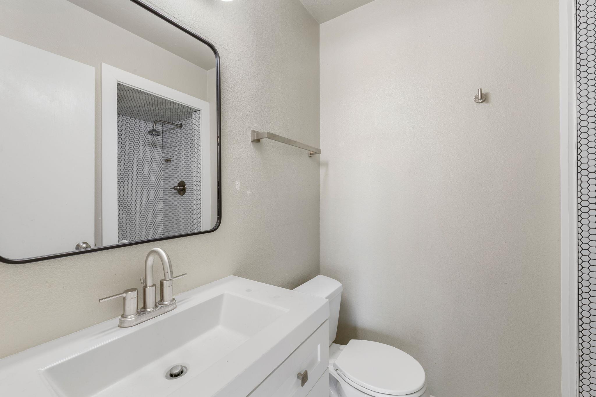 5302 Robinsdale Ln, Austin, TX 78723