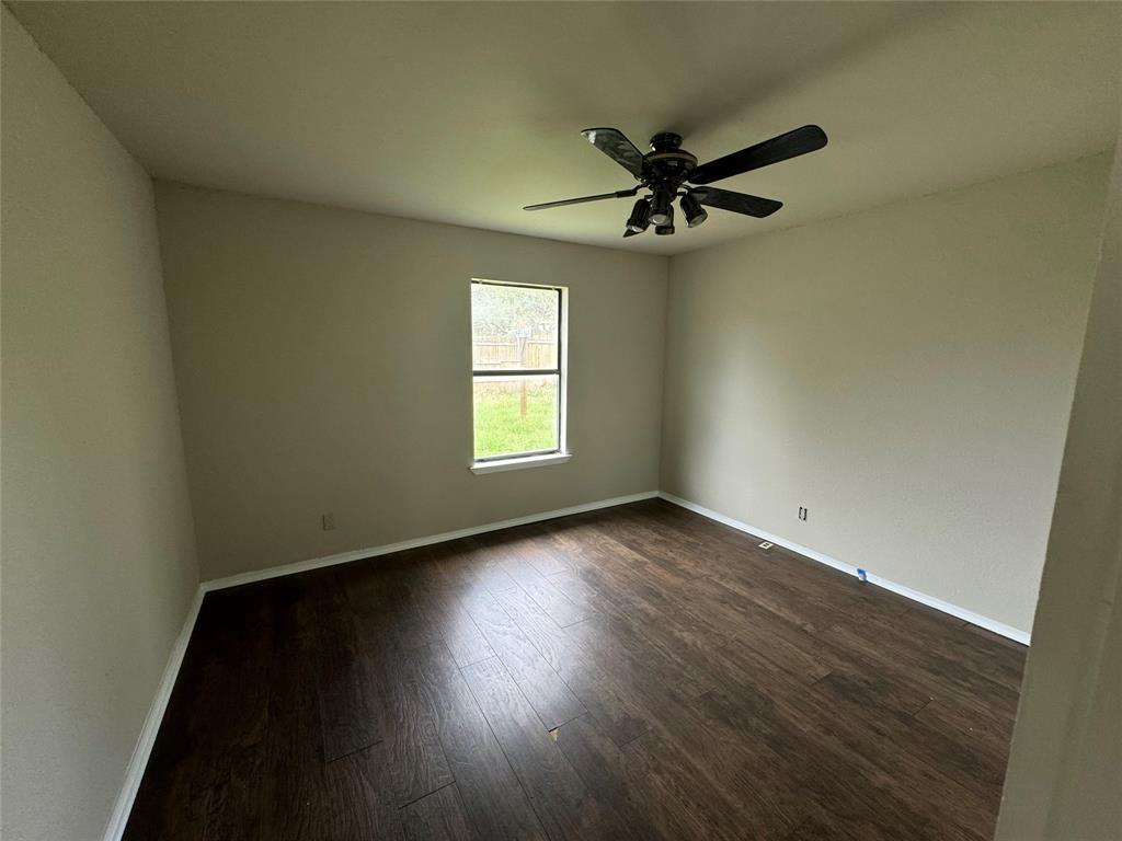 851 Aspen Ln, Cottonwood Shores, TX 78657