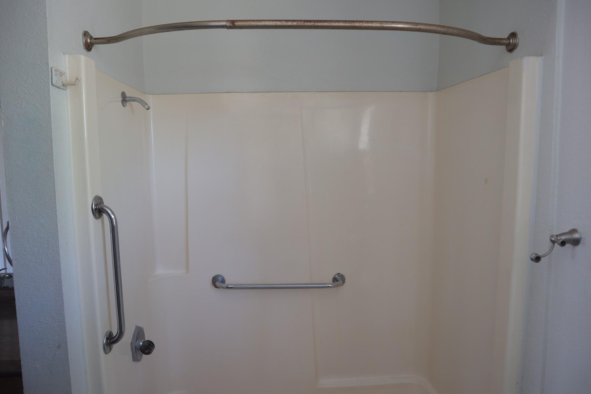 851 Aspen Ln, Cottonwood Shores, TX 78657