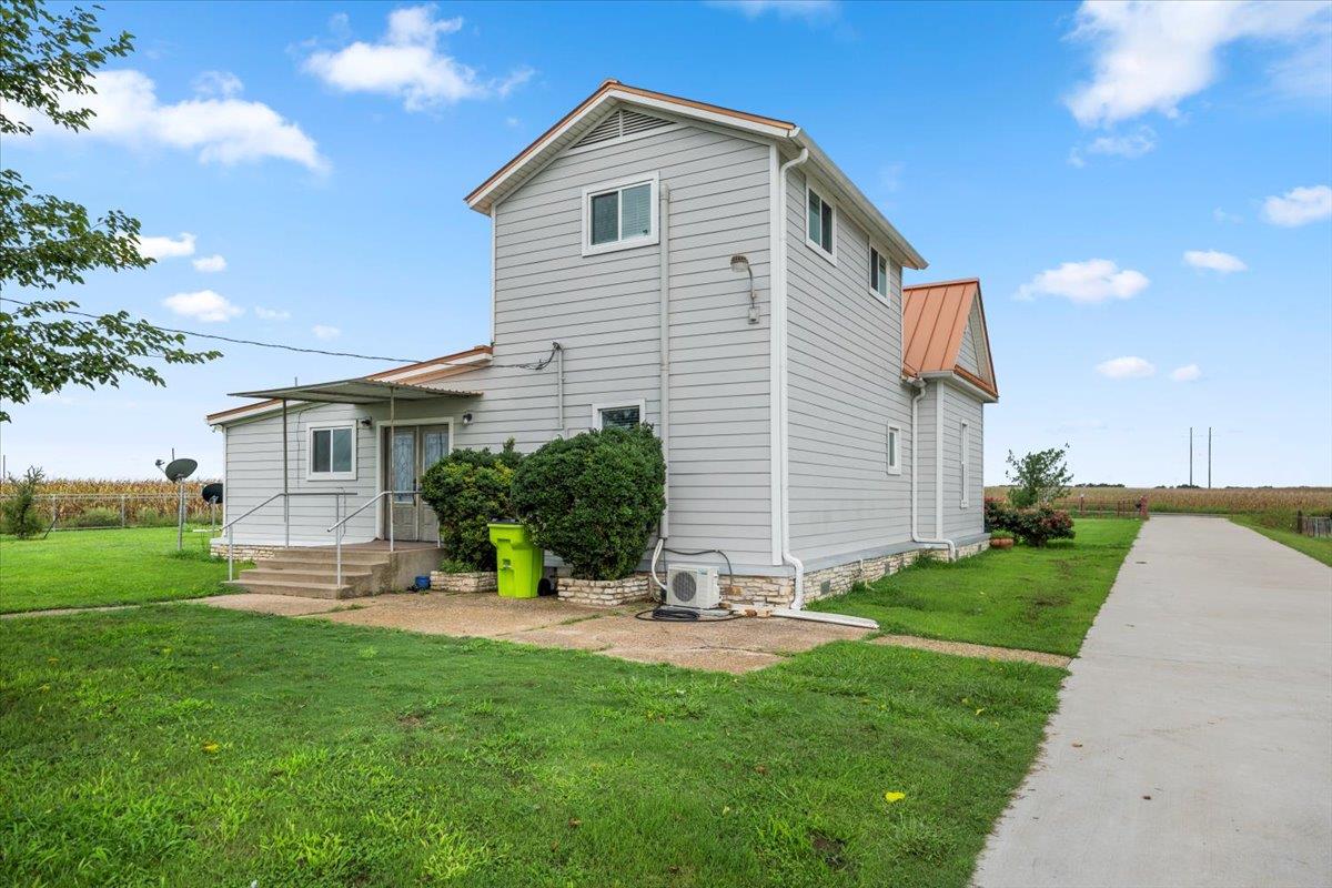 17205 County Line Rd, Elgin, TX 78621