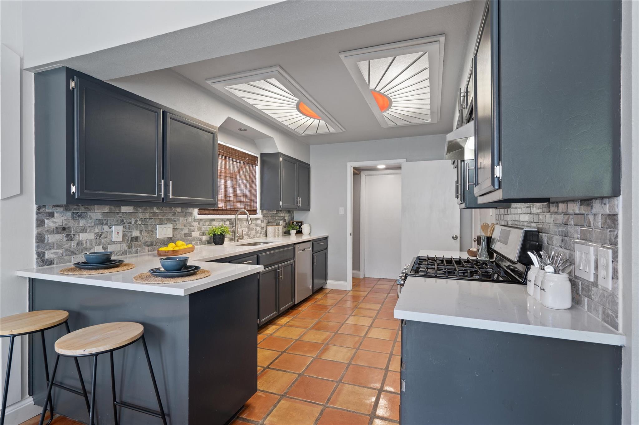 1707 Creek Bend Cir, Round Rock, TX 78681