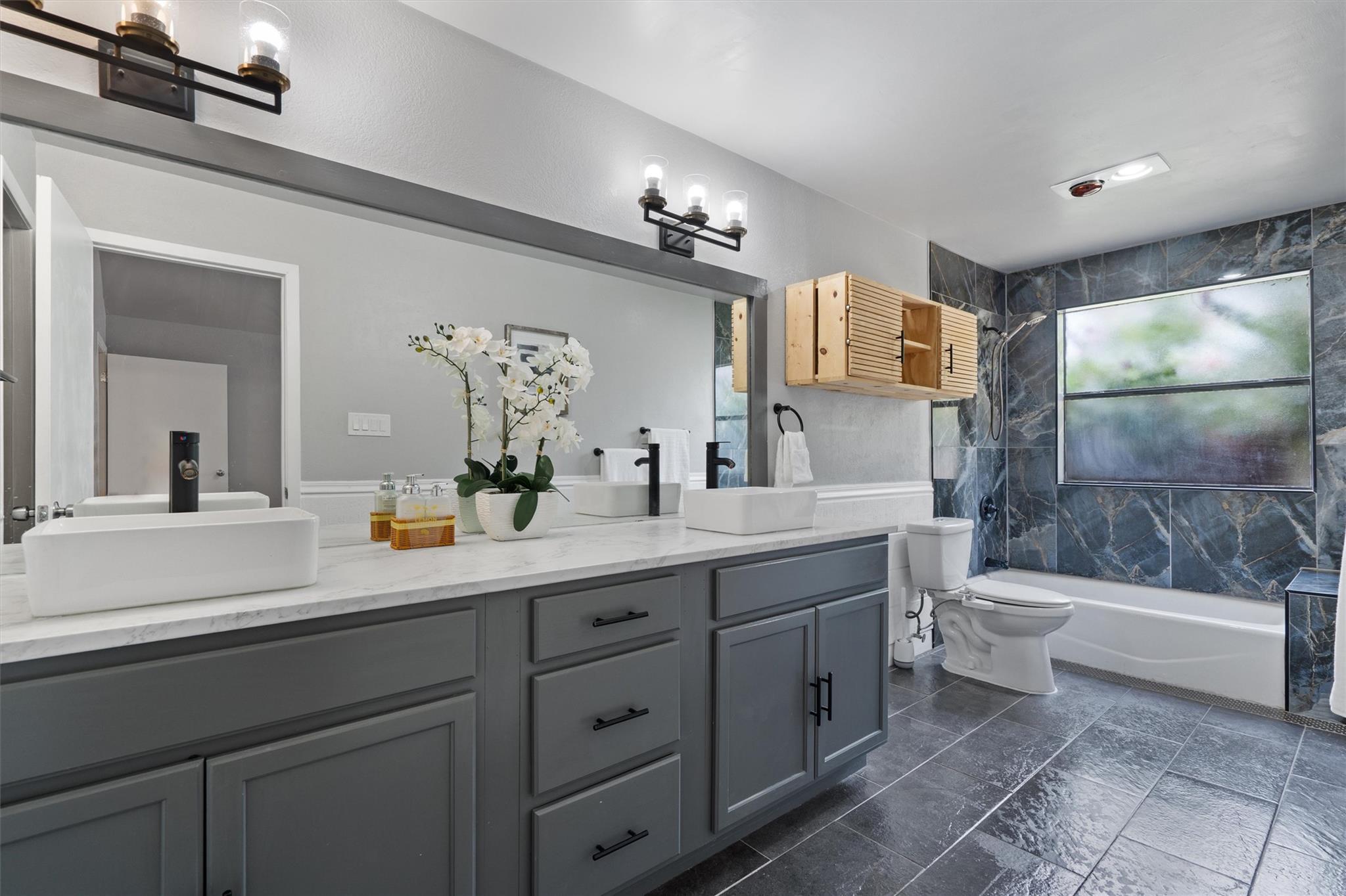 1707 Creek Bend Cir, Round Rock, TX 78681