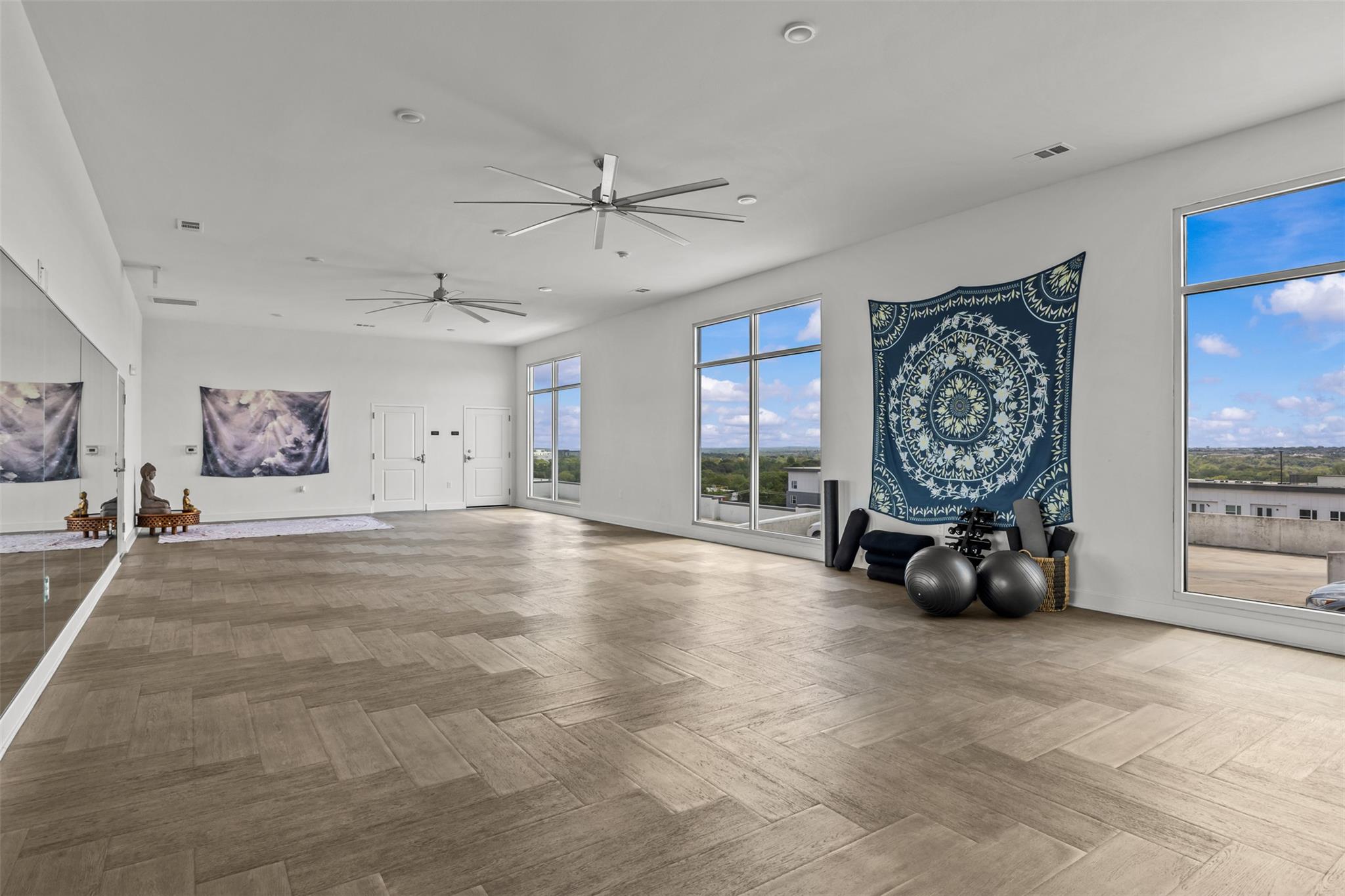 4361 S Congress Ave # 301, Austin, TX 78745