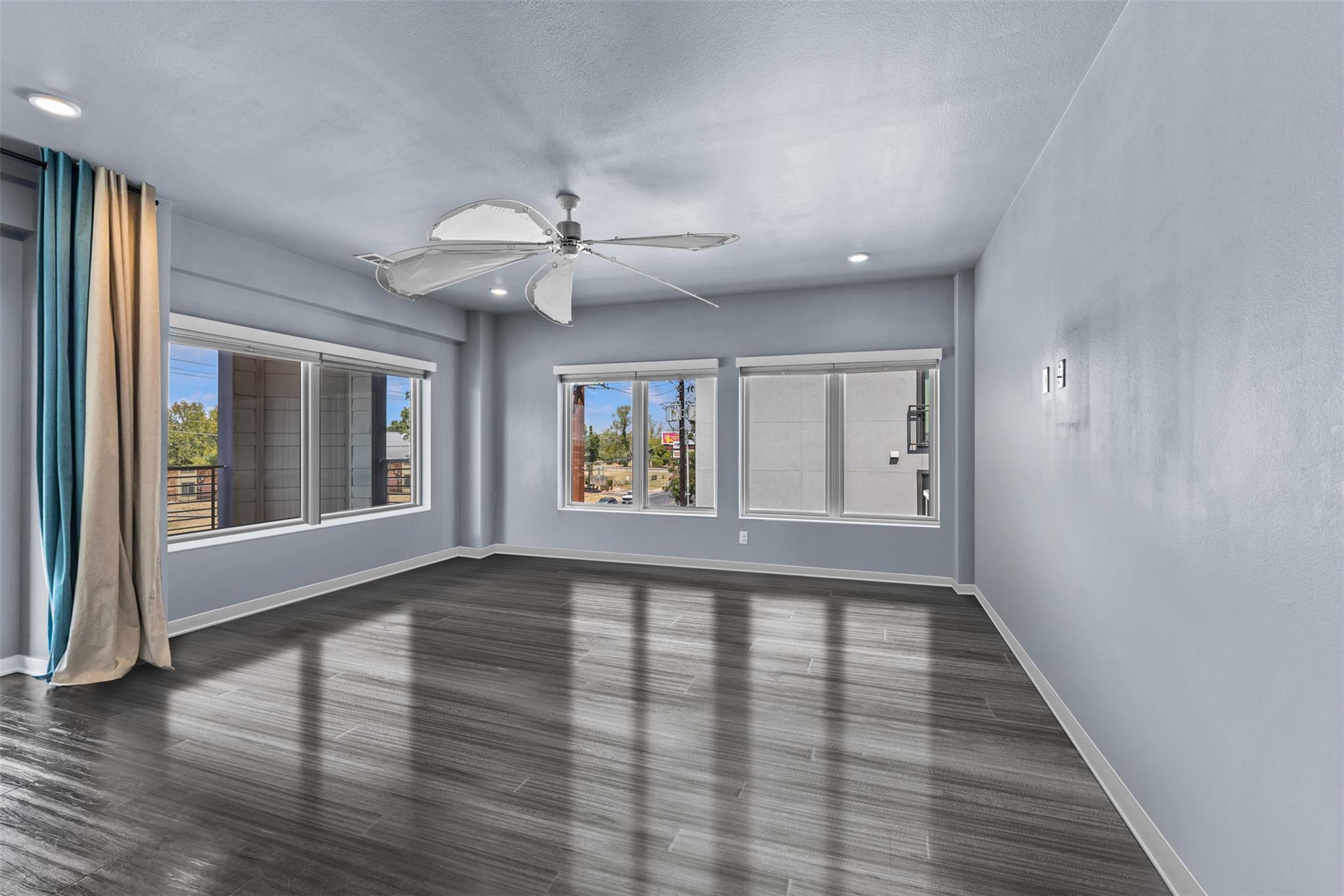 4361 S Congress Ave # 301, Austin, TX 78745