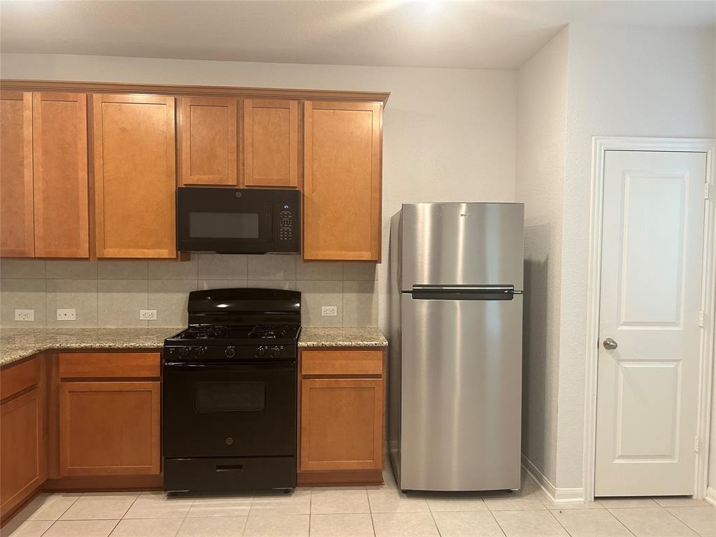 1120 Whipple Tree Trl, Georgetown, TX 78626