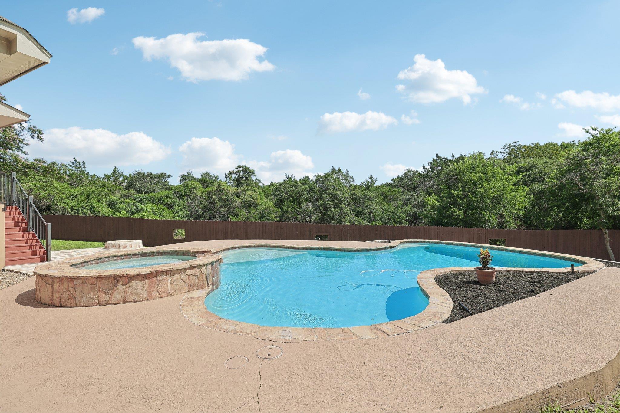 11421 Dona Villa Dr, Austin, TX 78726