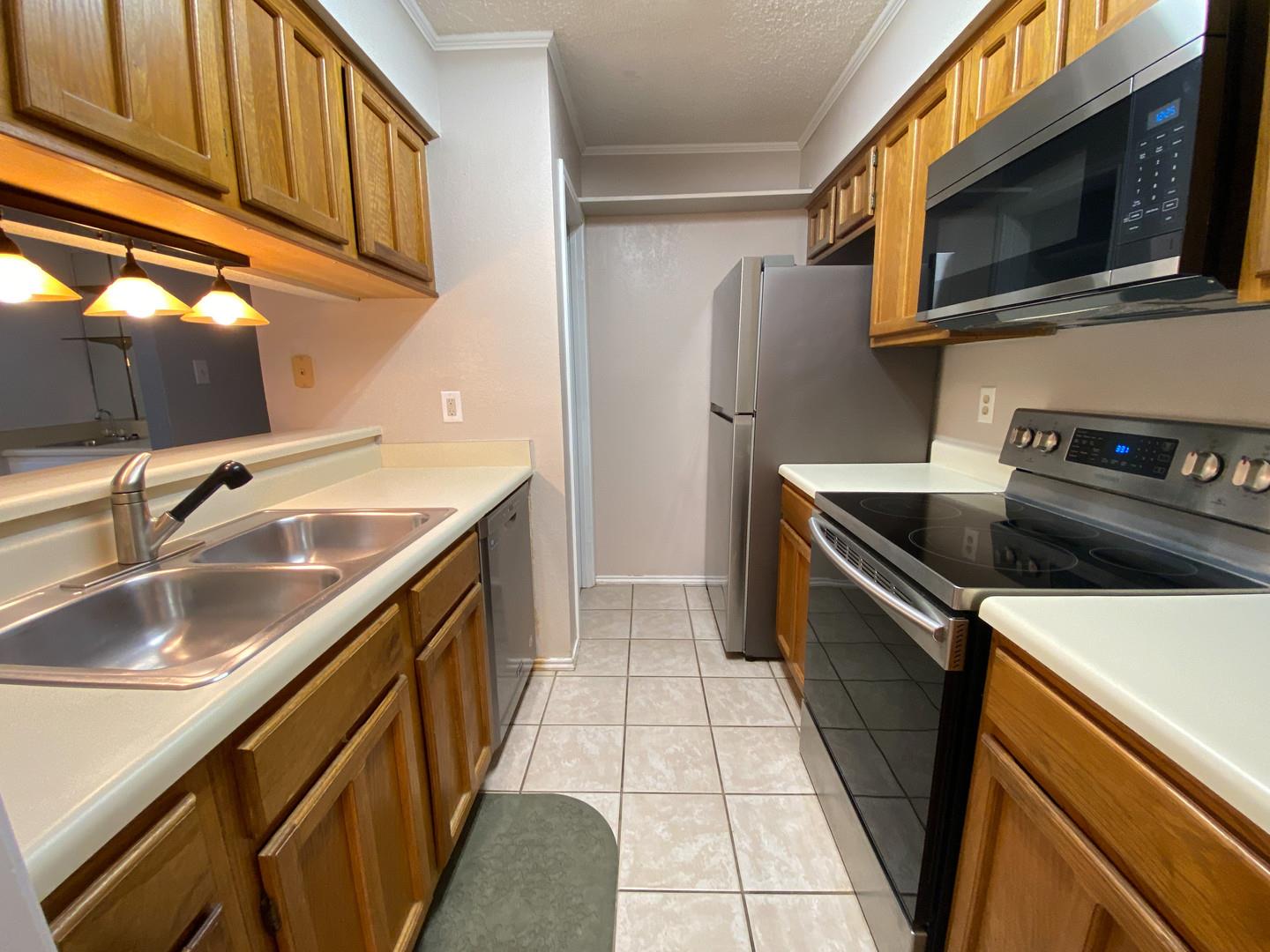 1202 Thorpe Ln # 205, San Marcos, TX 78666