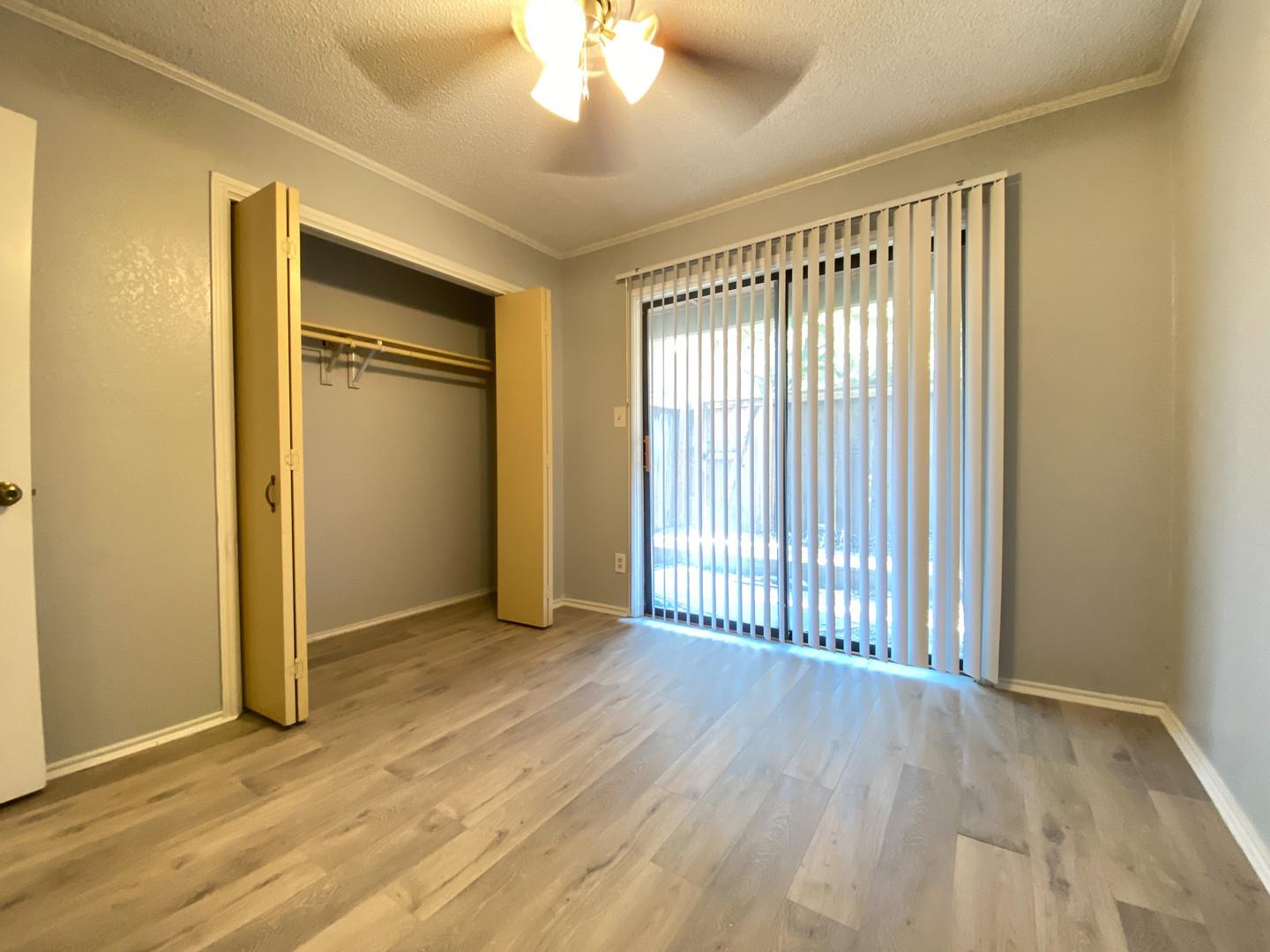 1202 Thorpe Ln # 205, San Marcos, TX 78666