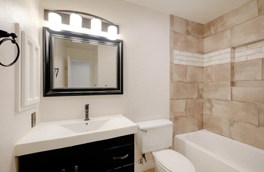 1202 Thorpe Ln # 205, San Marcos, TX 78666