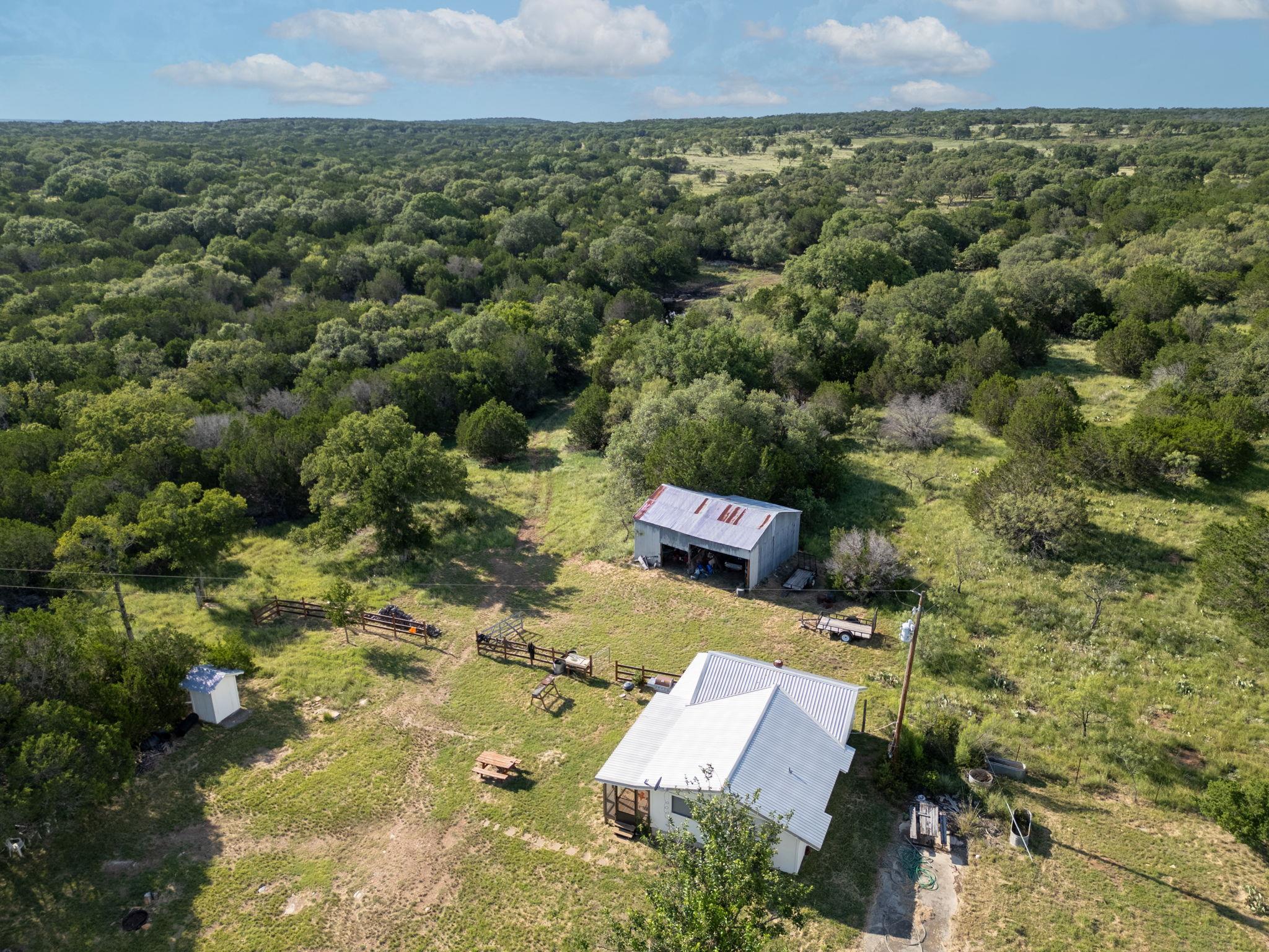 1595 Skyridge Rd, Lampasas, TX 76550