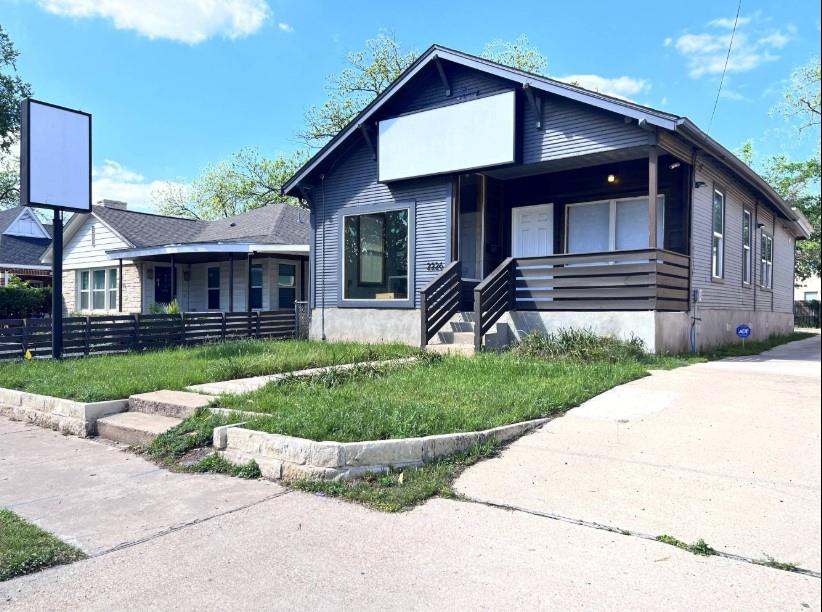 2226 E Cesar Chavez St, Austin, TX 78702