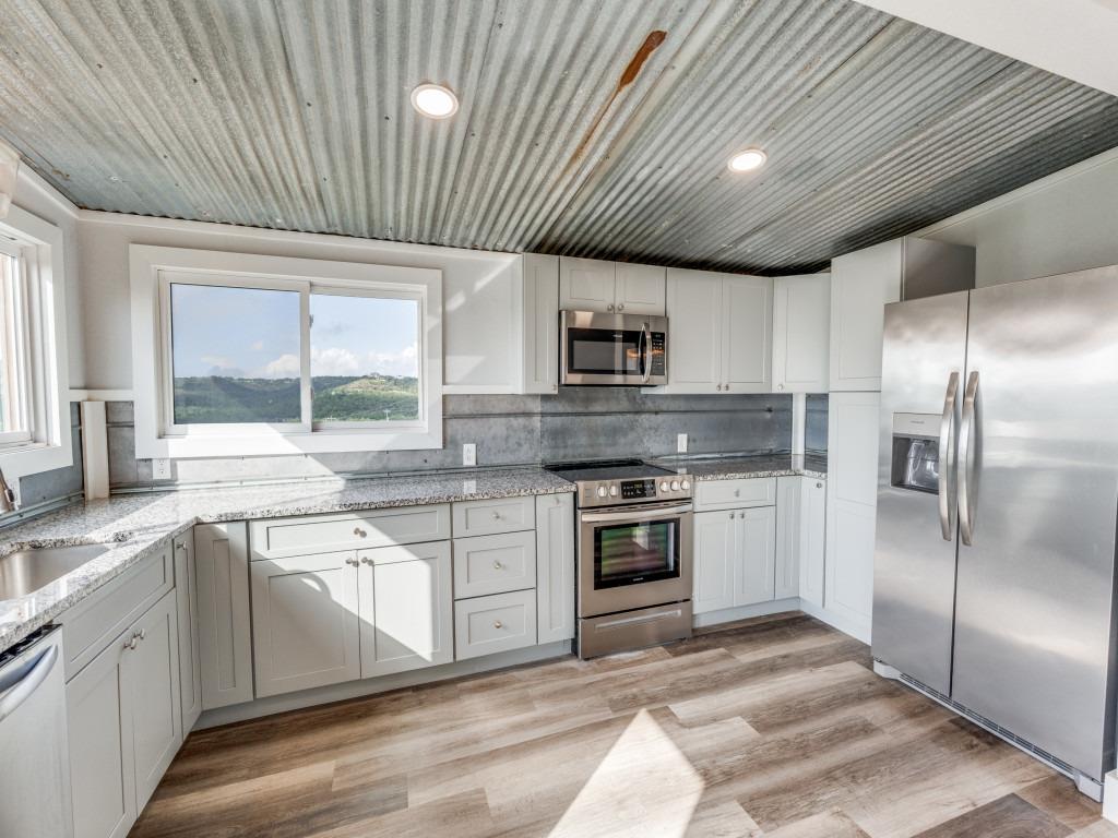 238 Ledgeview Dr, Canyon Lake, TX 78133