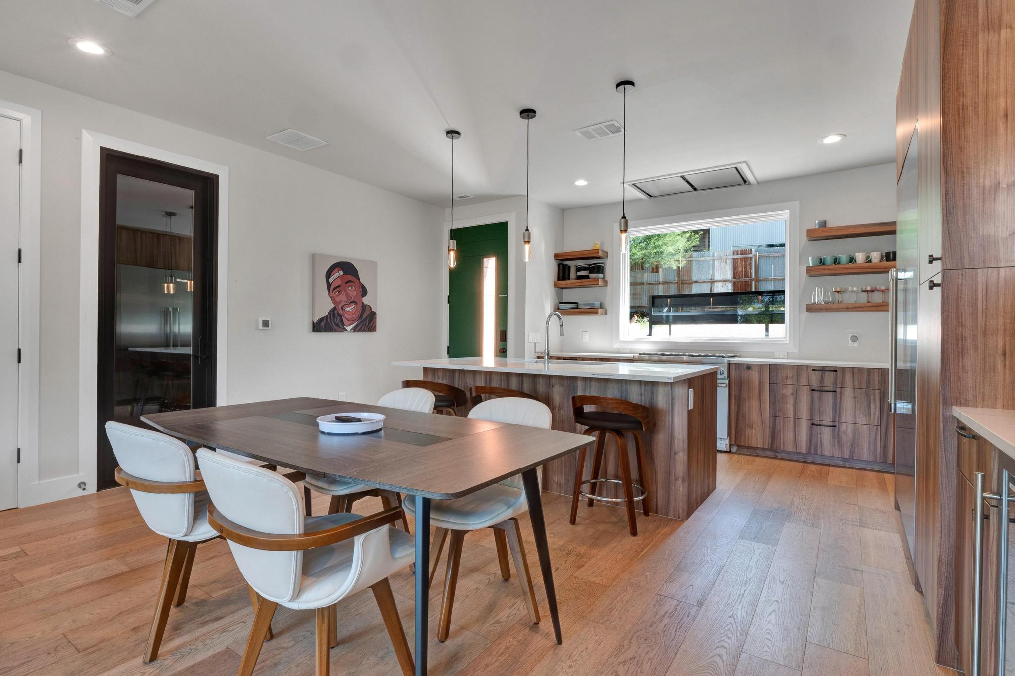 1914 E 8th St, Austin, TX 78702