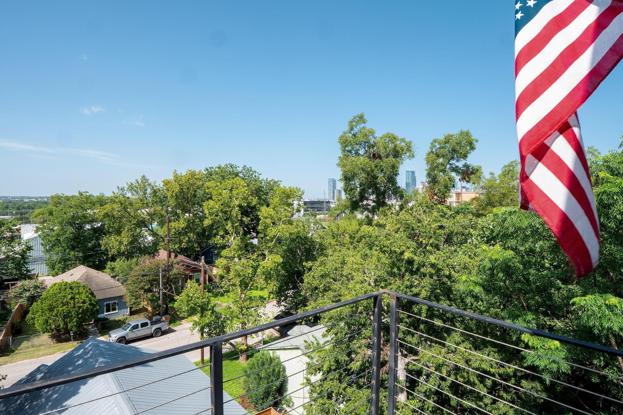 1914 E 8th St, Austin, TX 78702