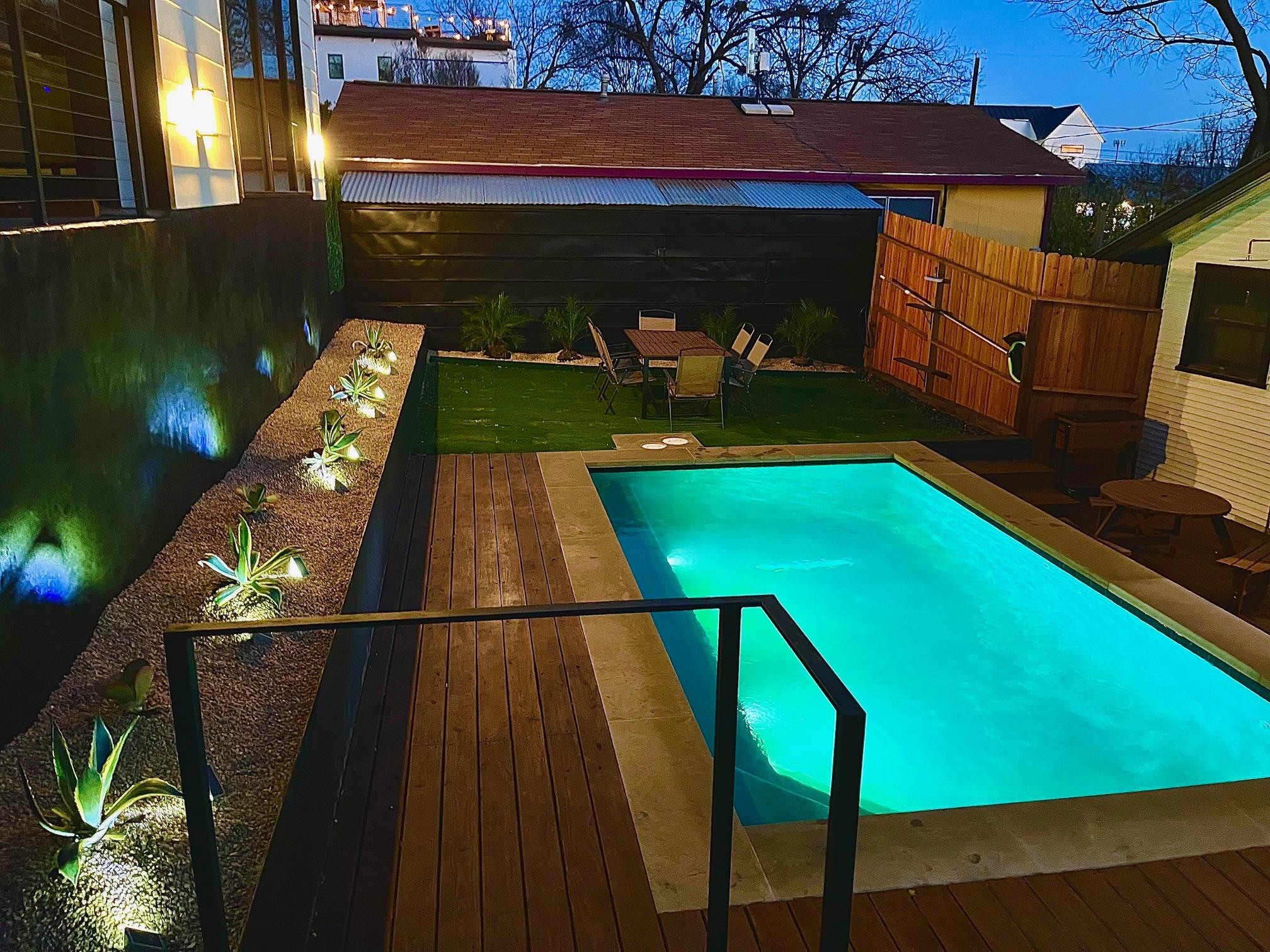 1914 E 8th St, Austin, TX 78702