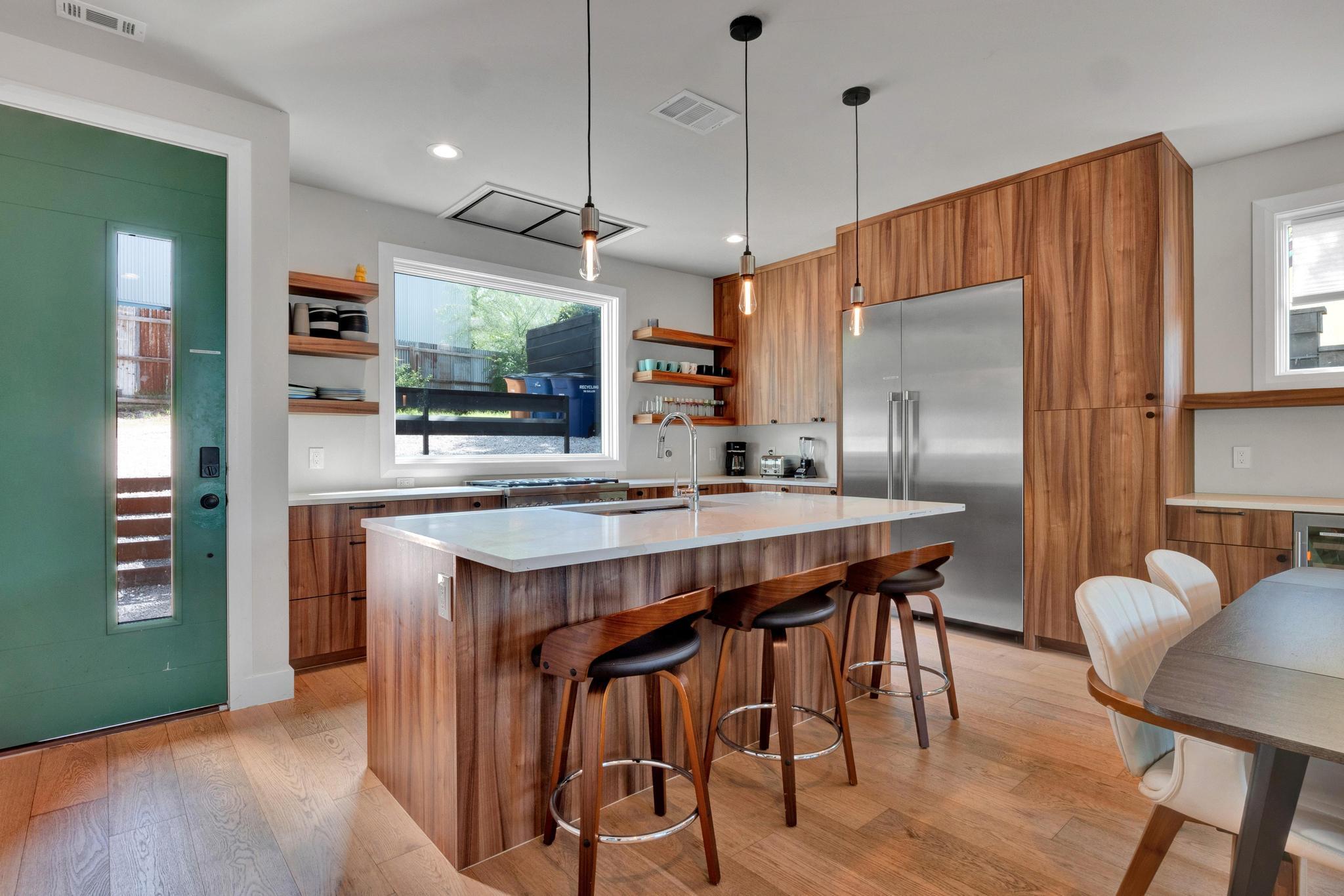 1914 E 8th St, Austin, TX 78702