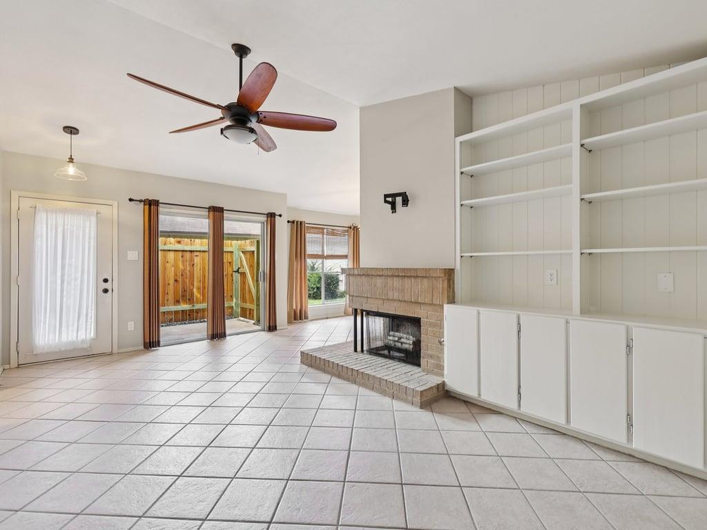 11608 Norwegian Wood Dr, Austin, TX 78758