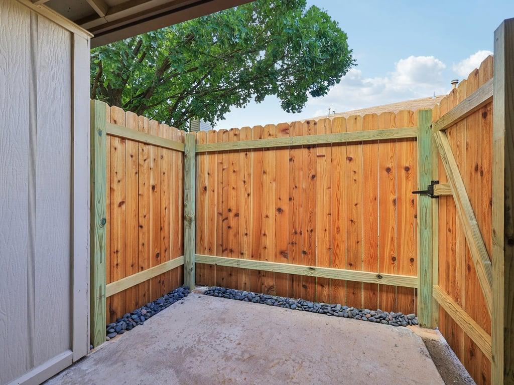 11608 Norwegian Wood Dr, Austin, TX 78758