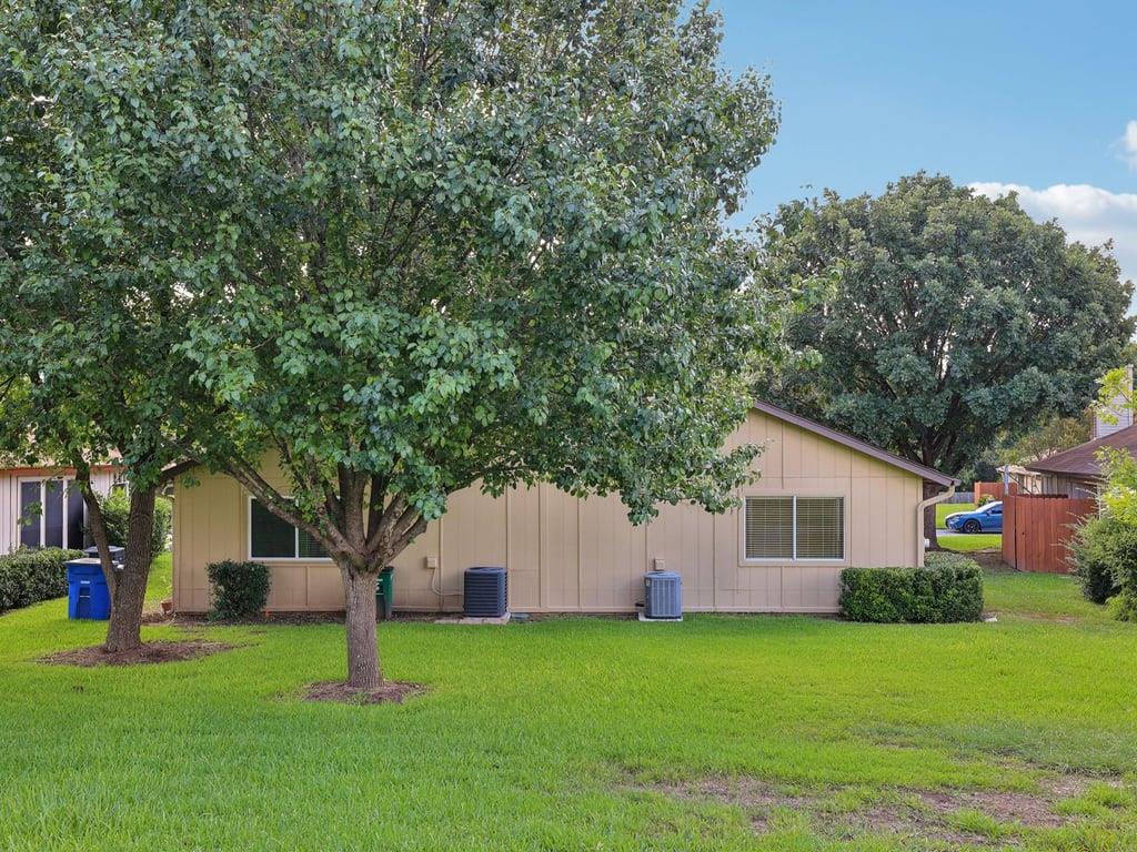 11608 Norwegian Wood Dr, Austin, TX 78758