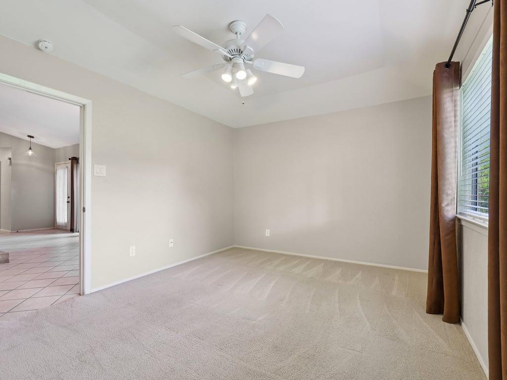 11608 Norwegian Wood Dr, Austin, TX 78758