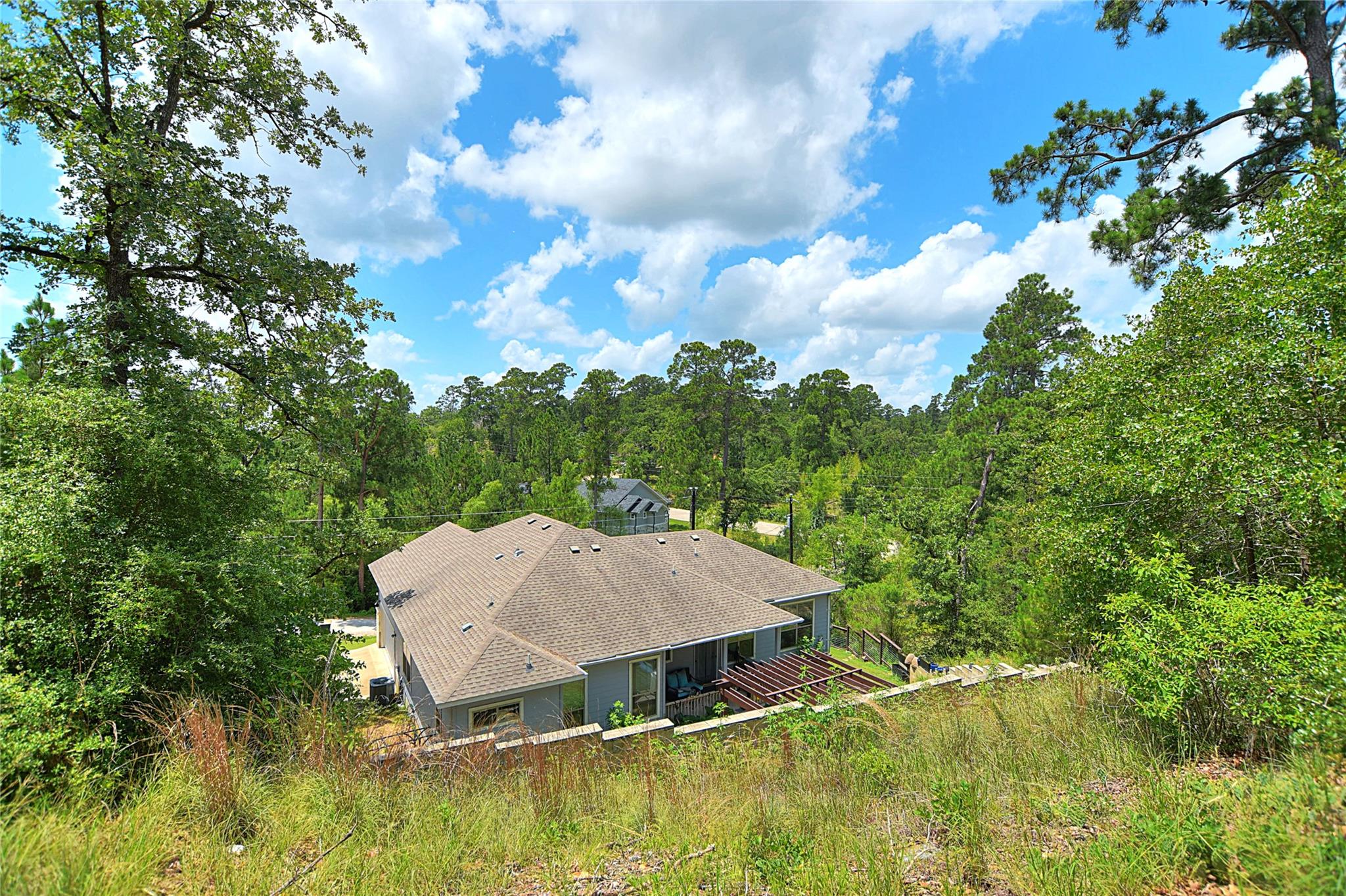 155 Pahalawe Ln, Bastrop, TX 78602