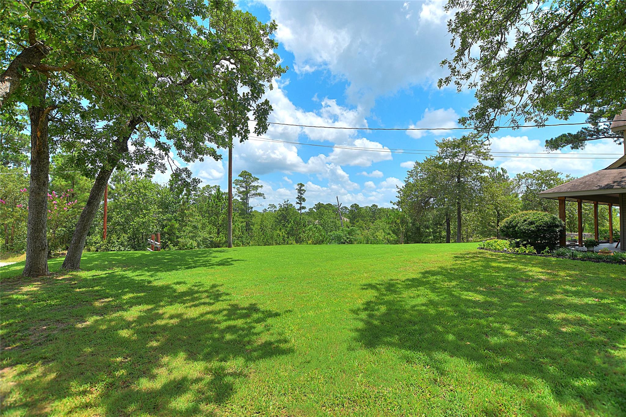 155 Pahalawe Ln, Bastrop, TX 78602