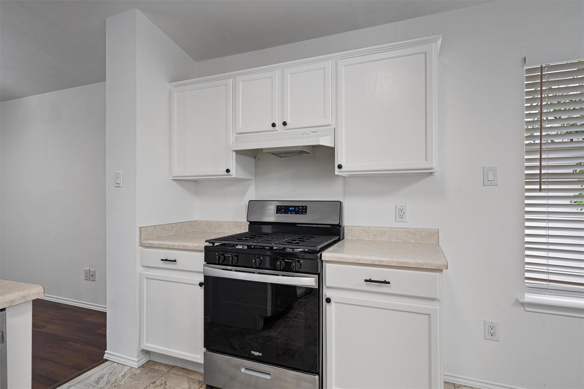 2012 Charlotte Way, Round Rock, TX 78664