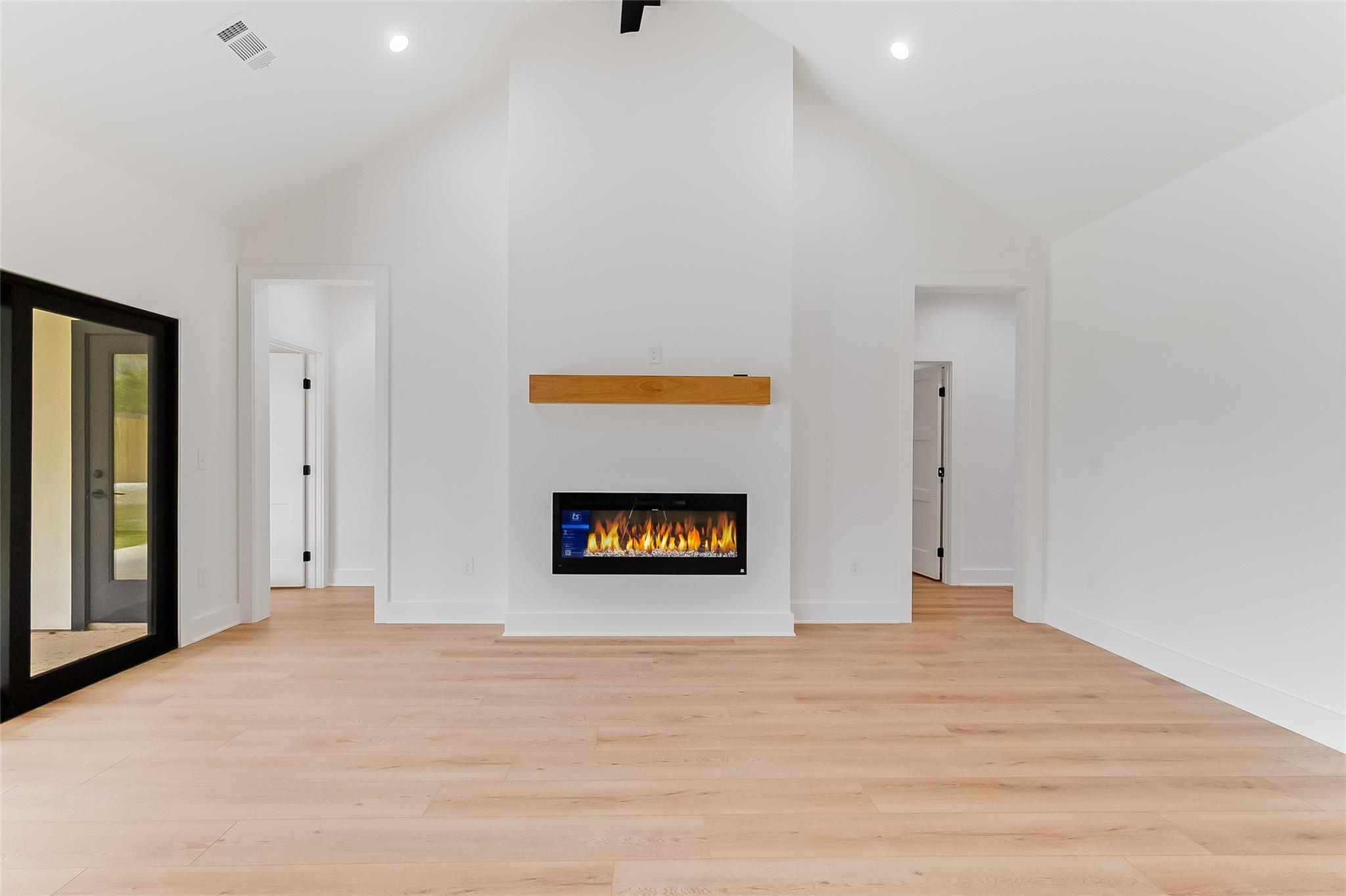 837 Birch Ln, Cottonwood Shores, TX 78657