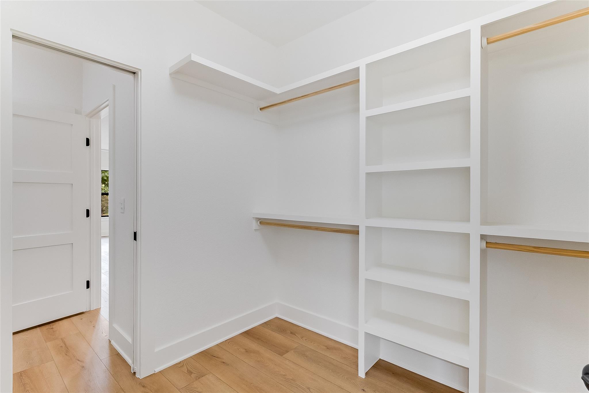 837 Birch Ln, Cottonwood Shores, TX 78657