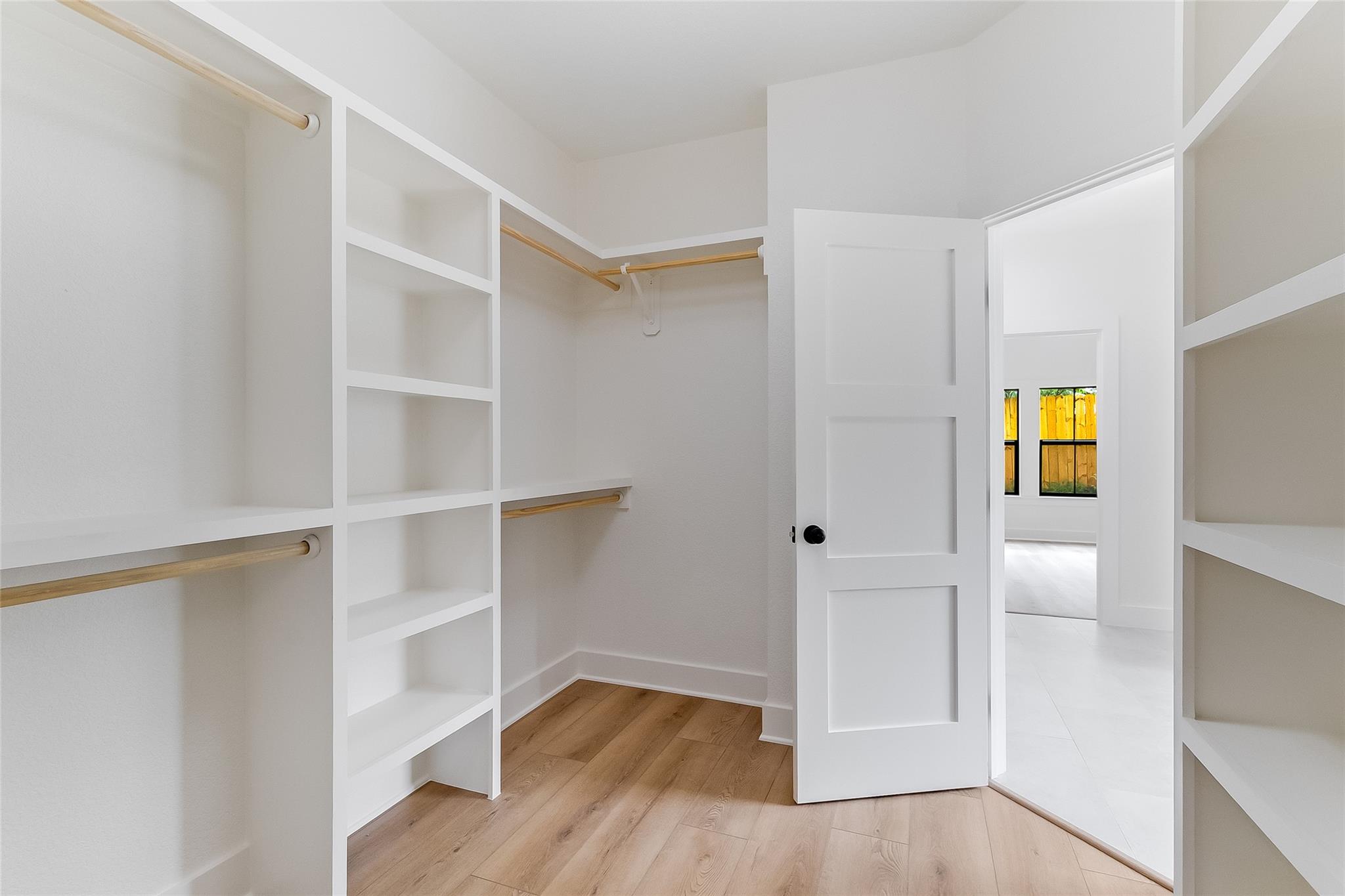 837 Birch Ln, Cottonwood Shores, TX 78657