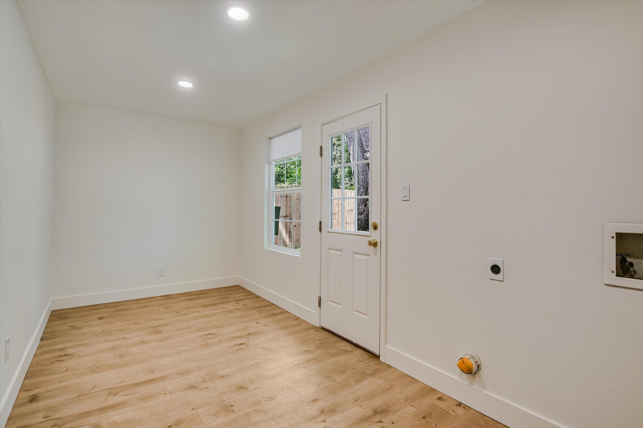 9809 Dallum Dr, Austin, TX 78753