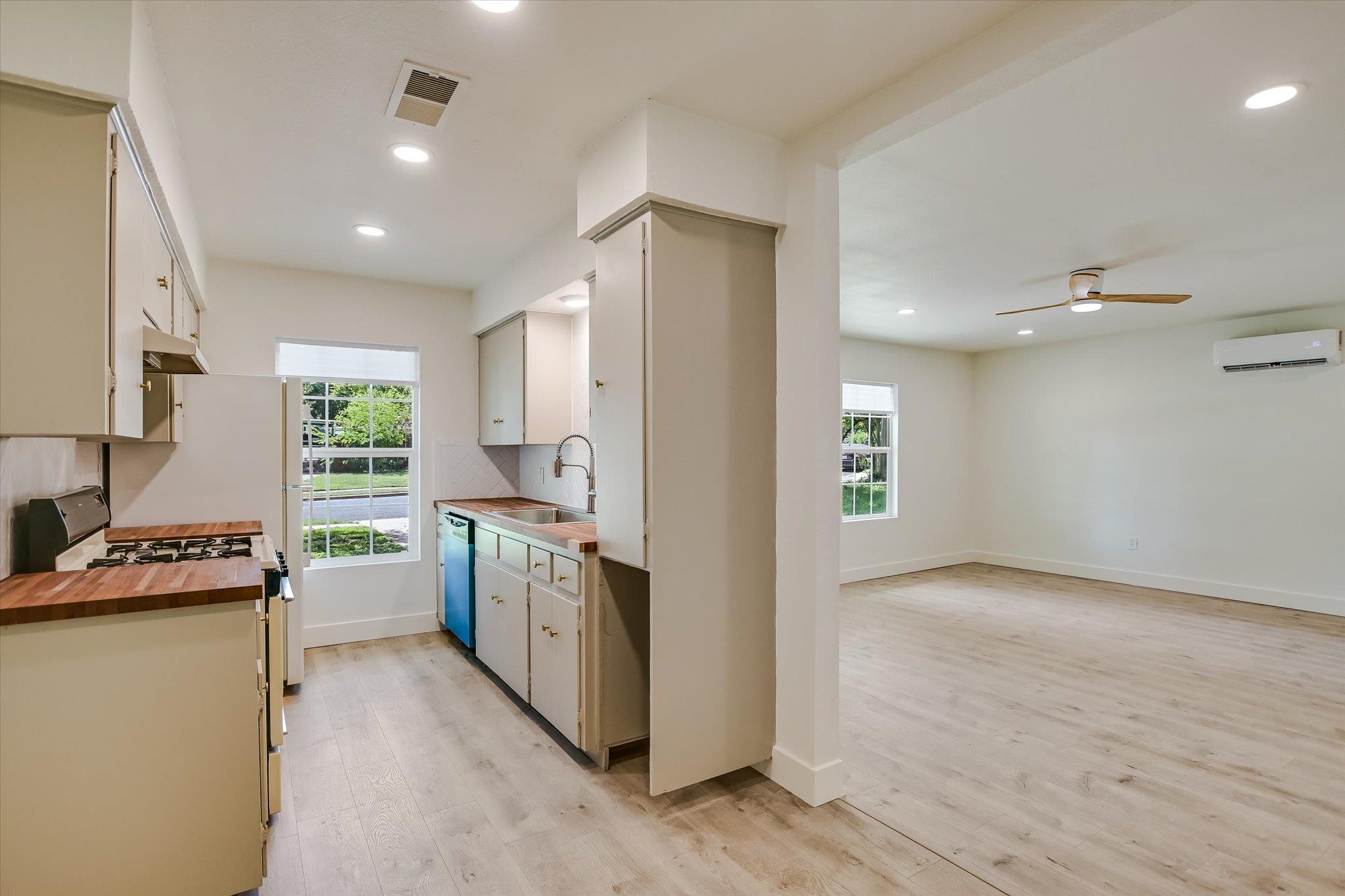 9809 Dallum Dr, Austin, TX 78753