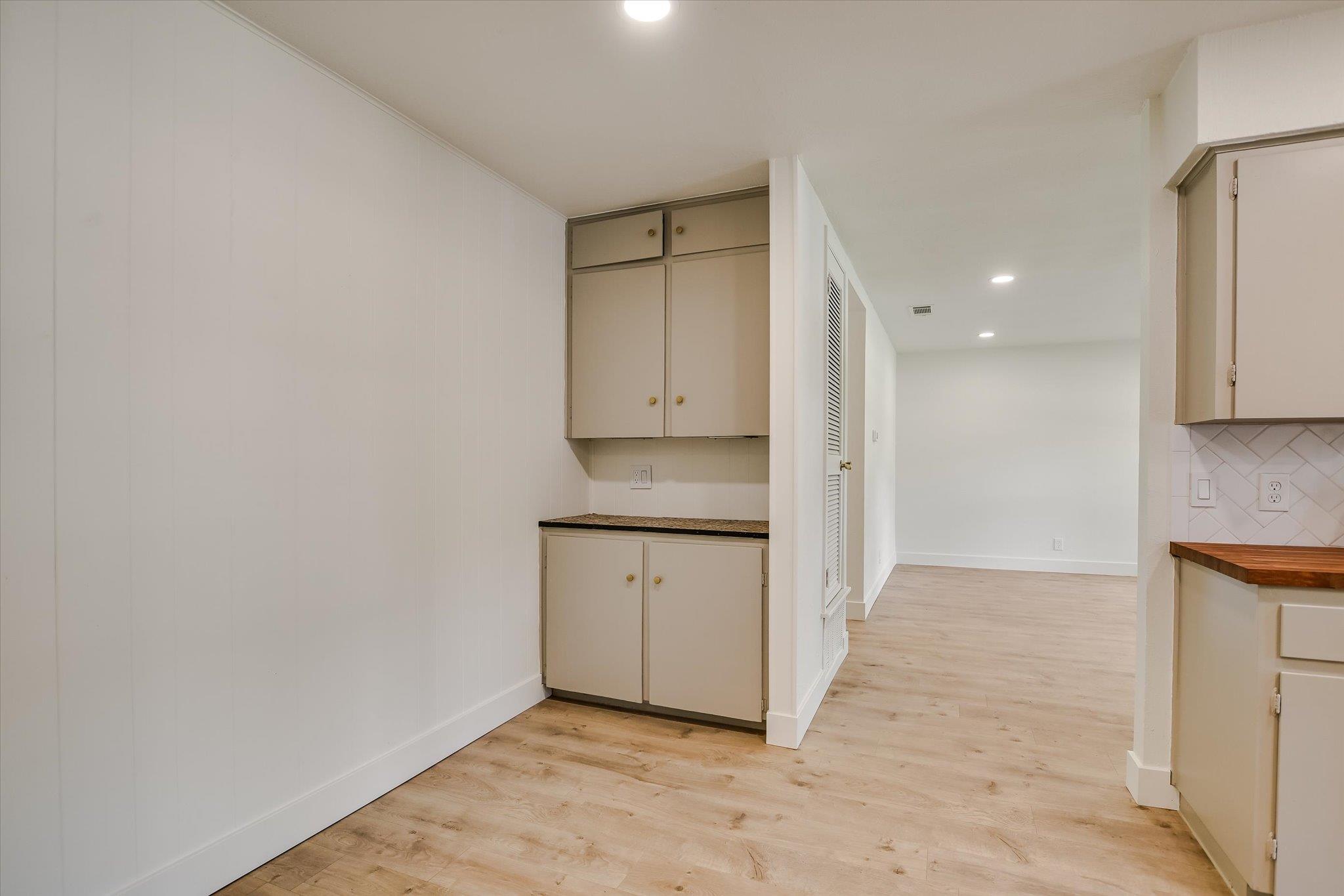 9809 Dallum Dr, Austin, TX 78753