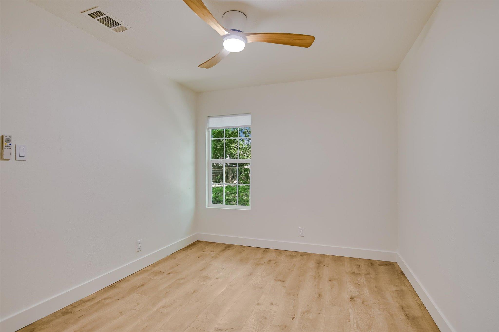 9809 Dallum Dr, Austin, TX 78753