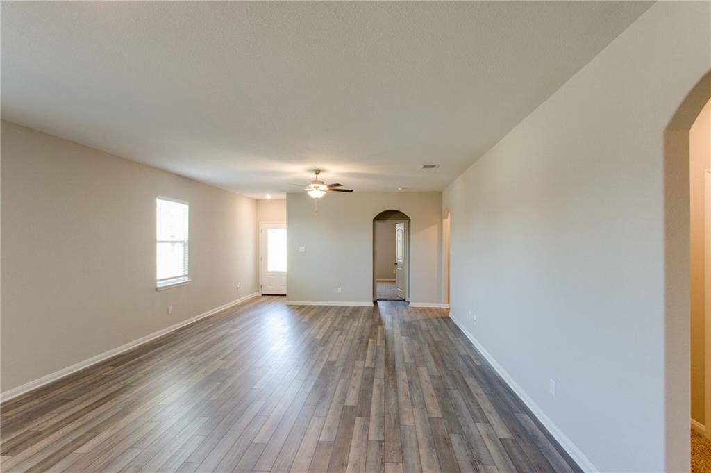 292 MOUNT VERNON Way, Liberty Hill, TX 78642