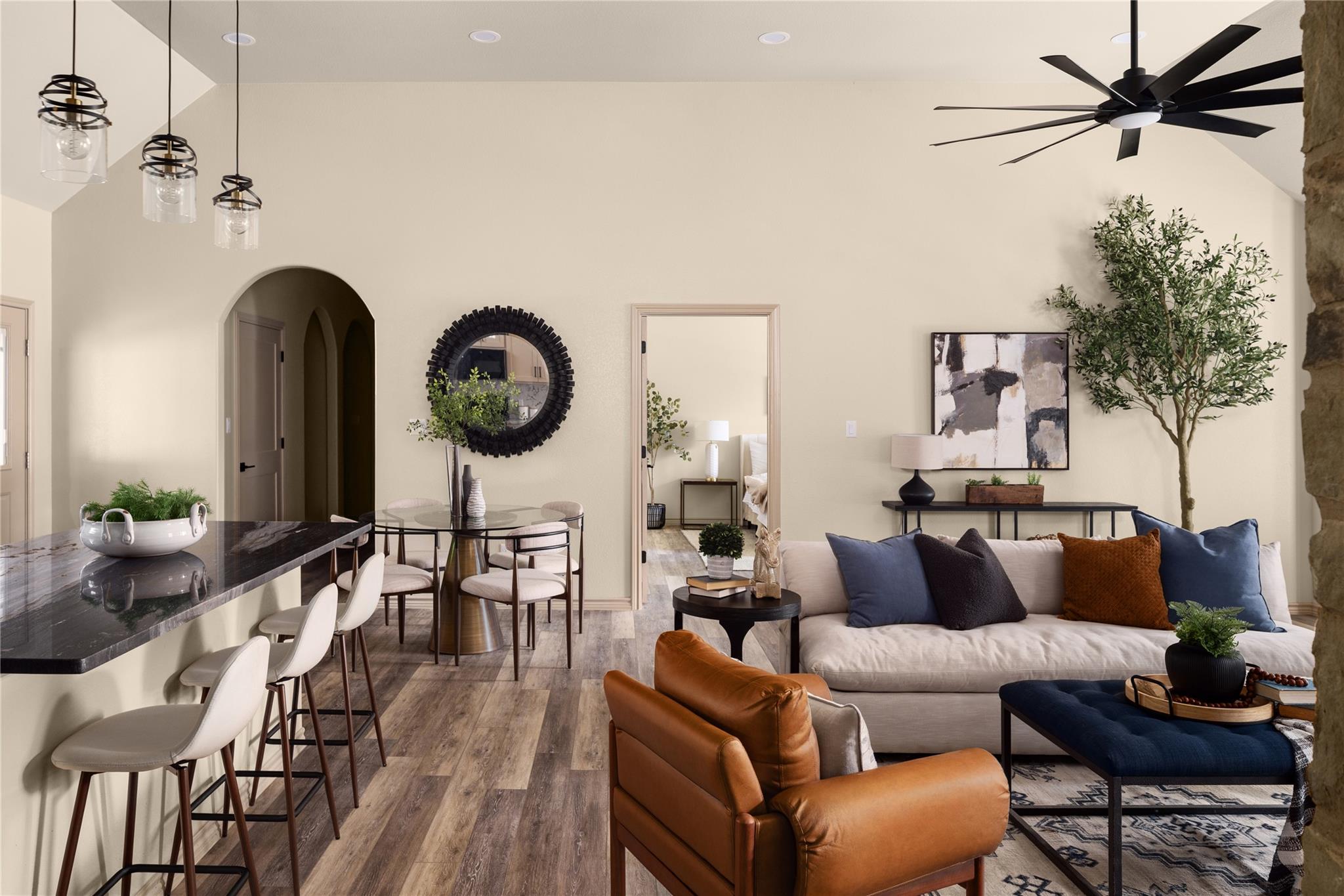 417 S Blanco St, Lockhart, TX 78644