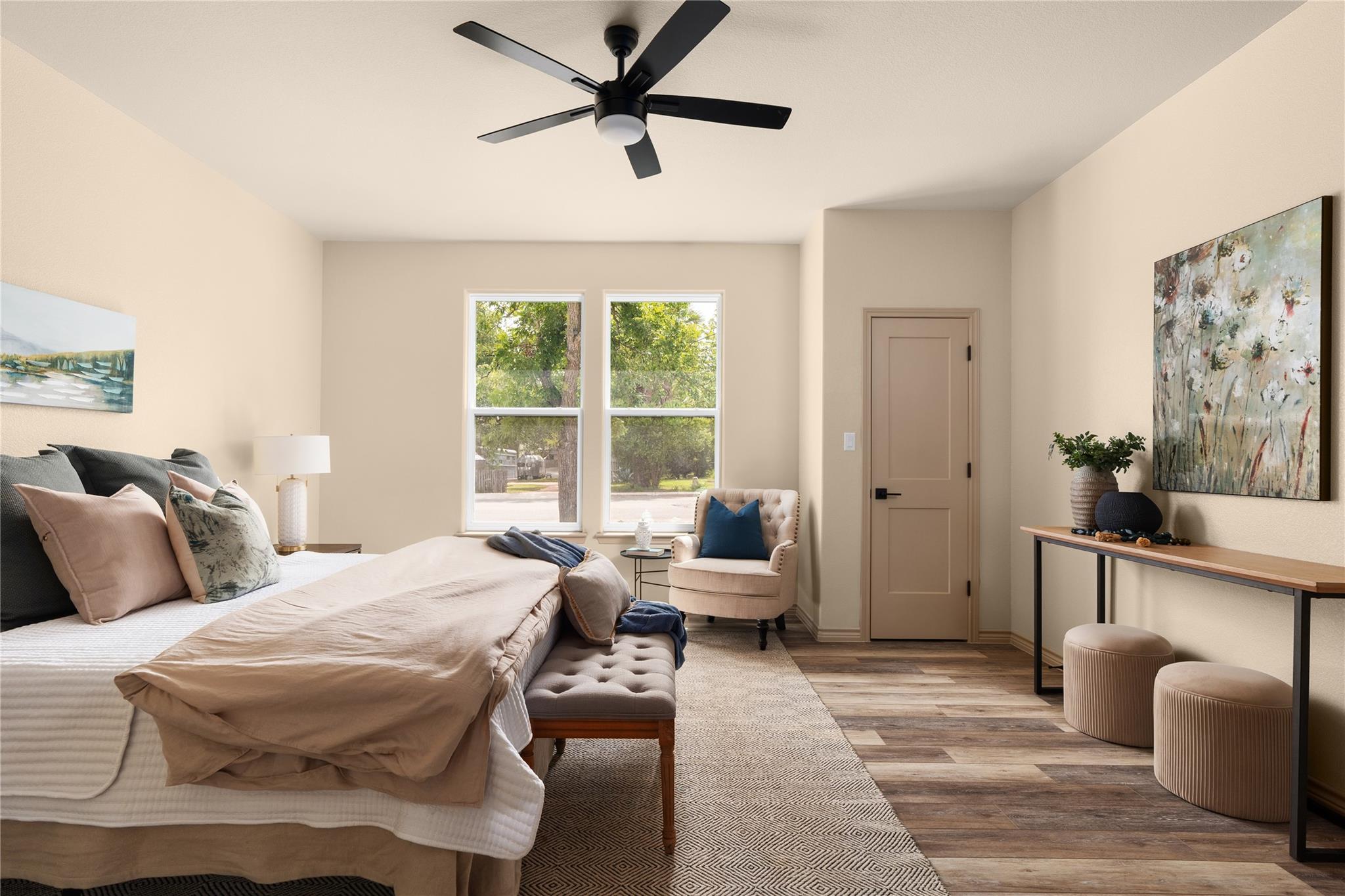 417 S Blanco St, Lockhart, TX 78644