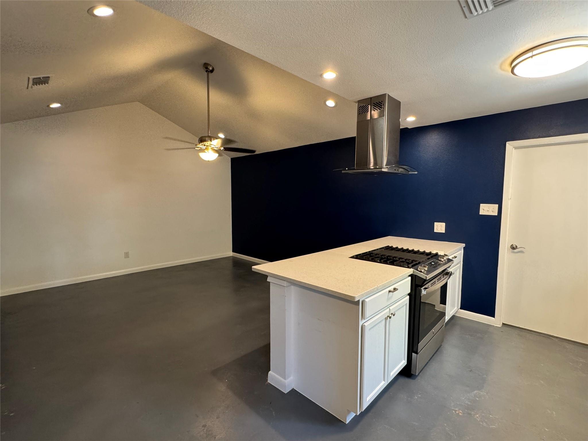5303 W Gate Blvd # A, Austin, TX 78745
