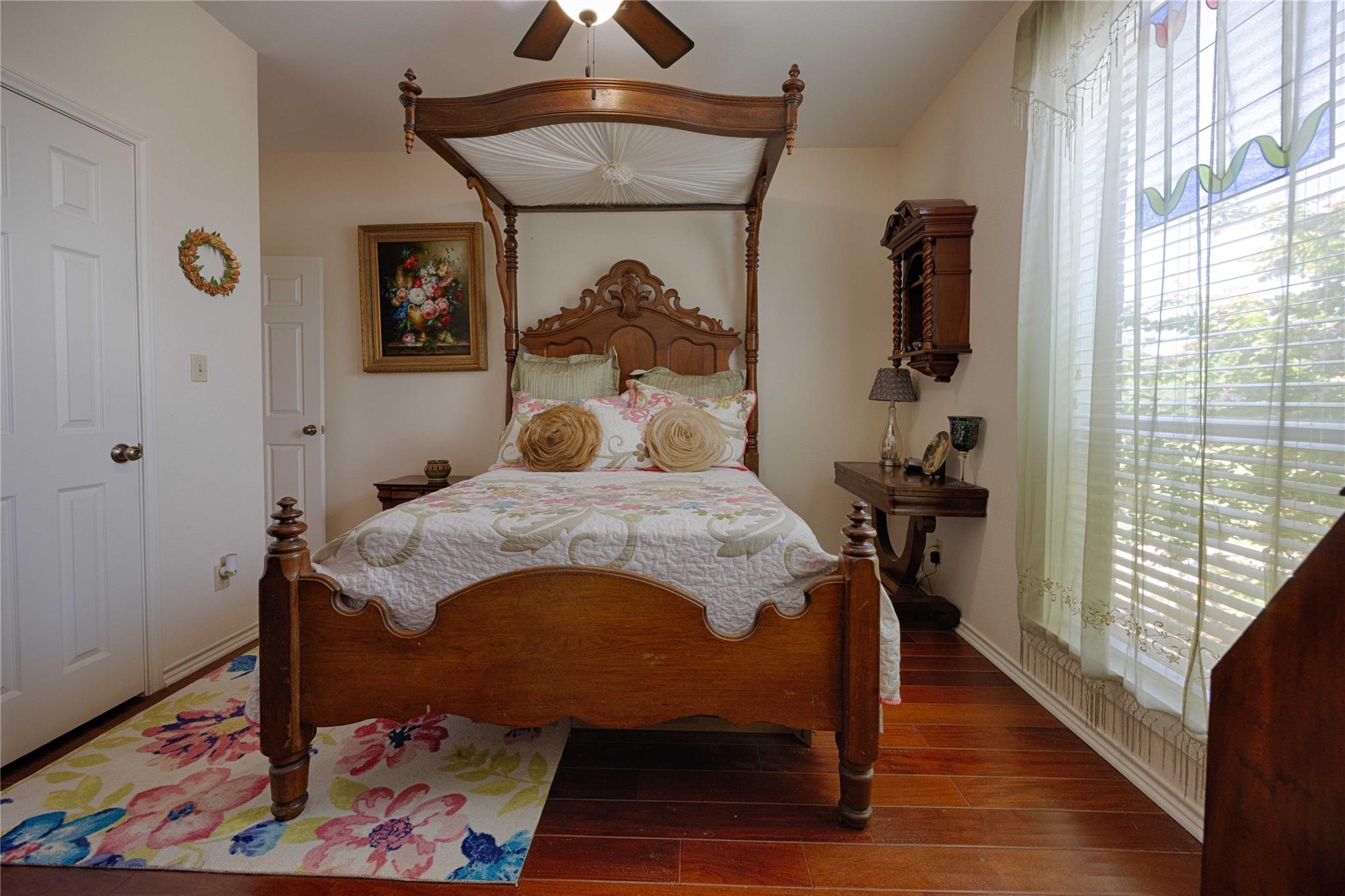 900 Schulze Rd, Schulenburg, TX 78949