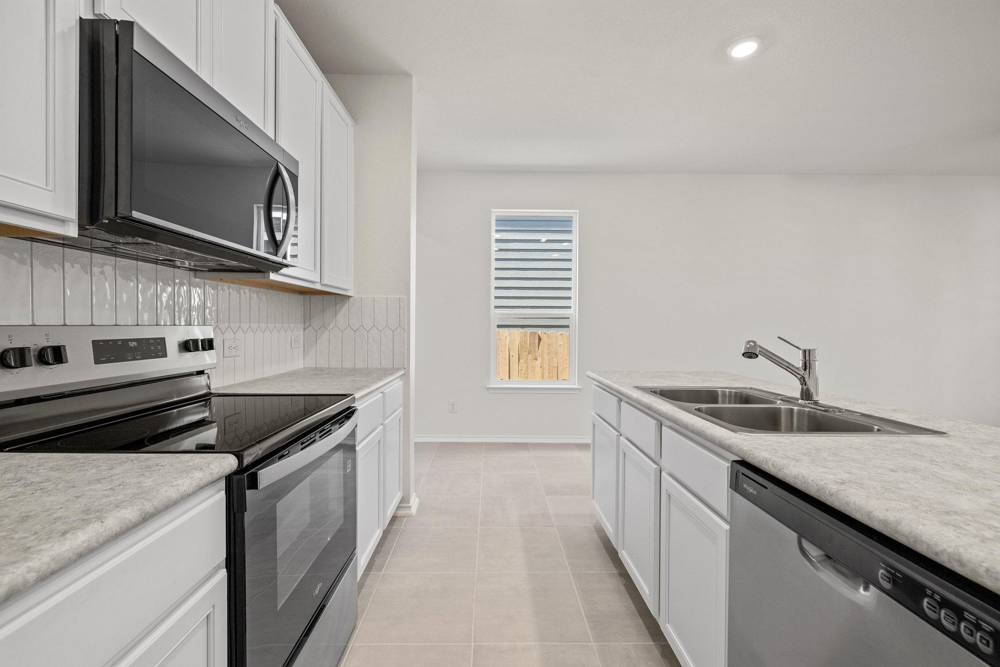 248 Feathers St, Jarrell, TX 76537