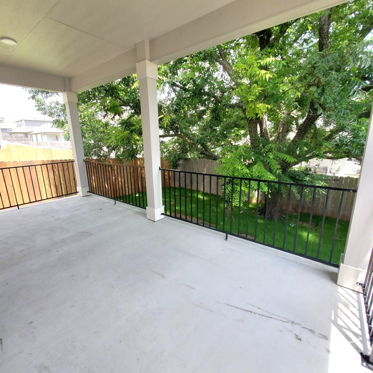 248 Feathers St, Jarrell, TX 76537