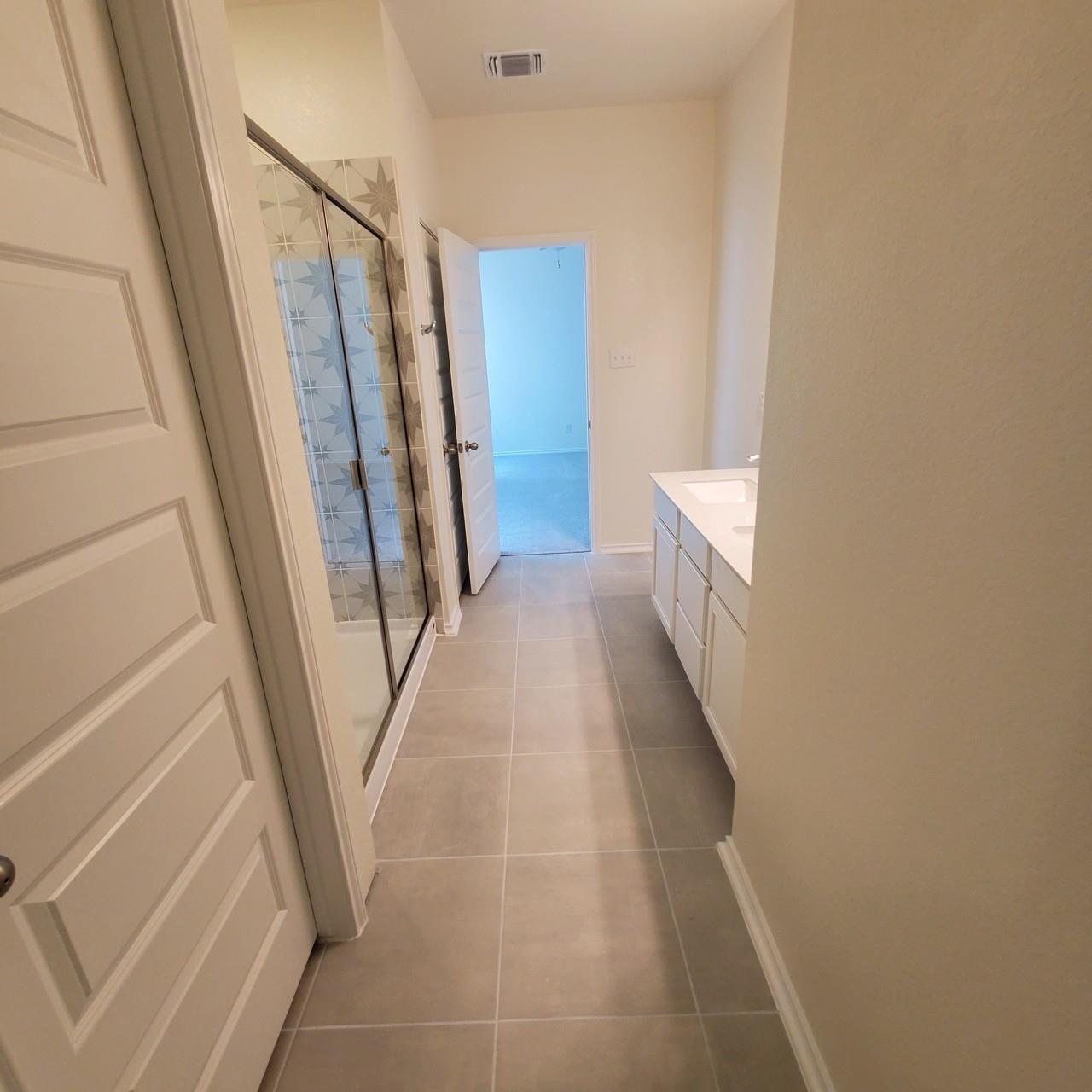 248 Feathers St, Jarrell, TX 76537