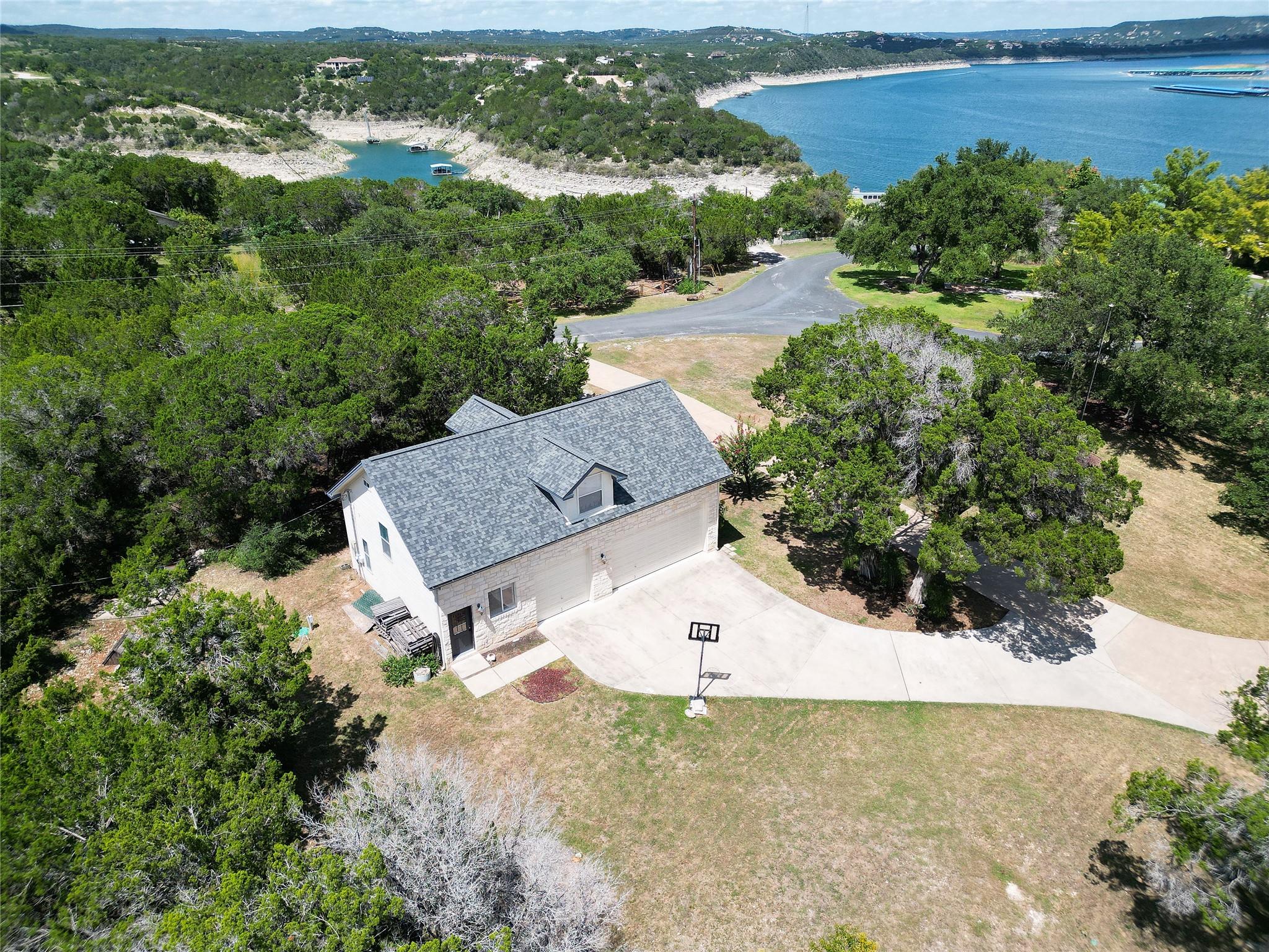 18113 Travis Dr, Lago Vista, TX 78645