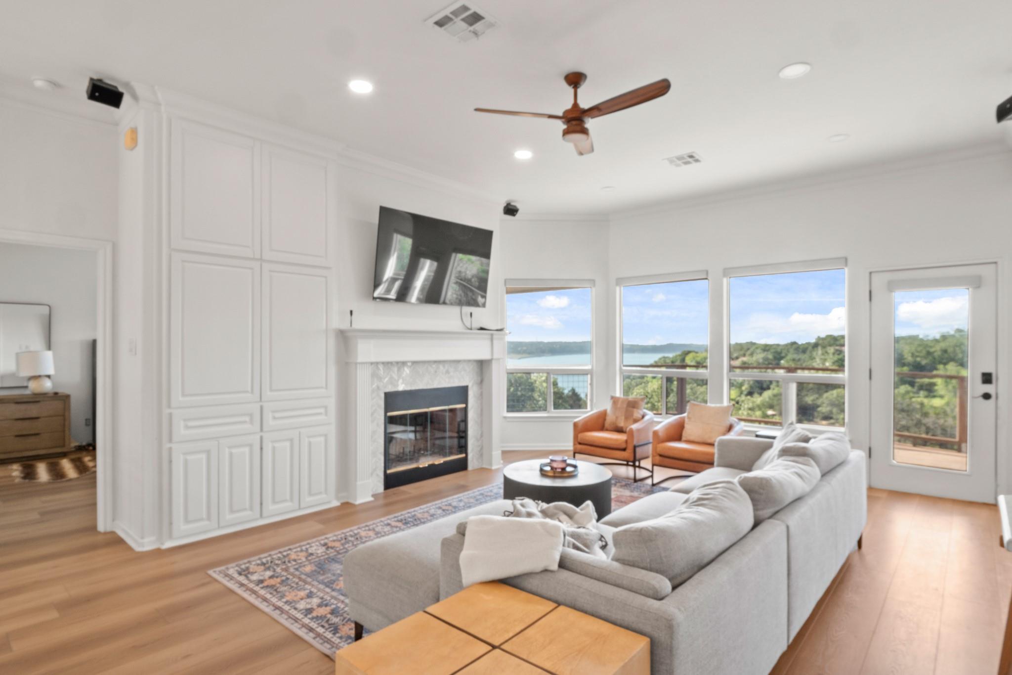 18113 Travis Dr, Lago Vista, TX 78645