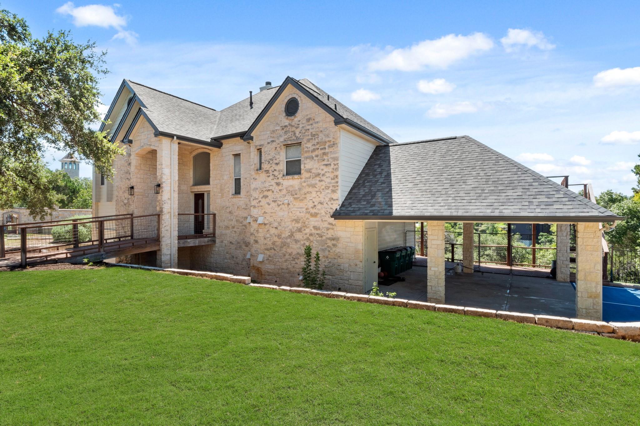 18113 Travis Dr, Lago Vista, TX 78645