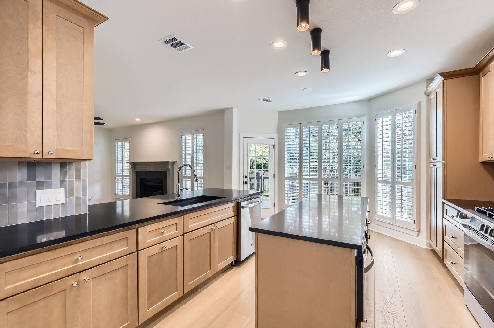 11108 Brista Way, Austin, TX 78726