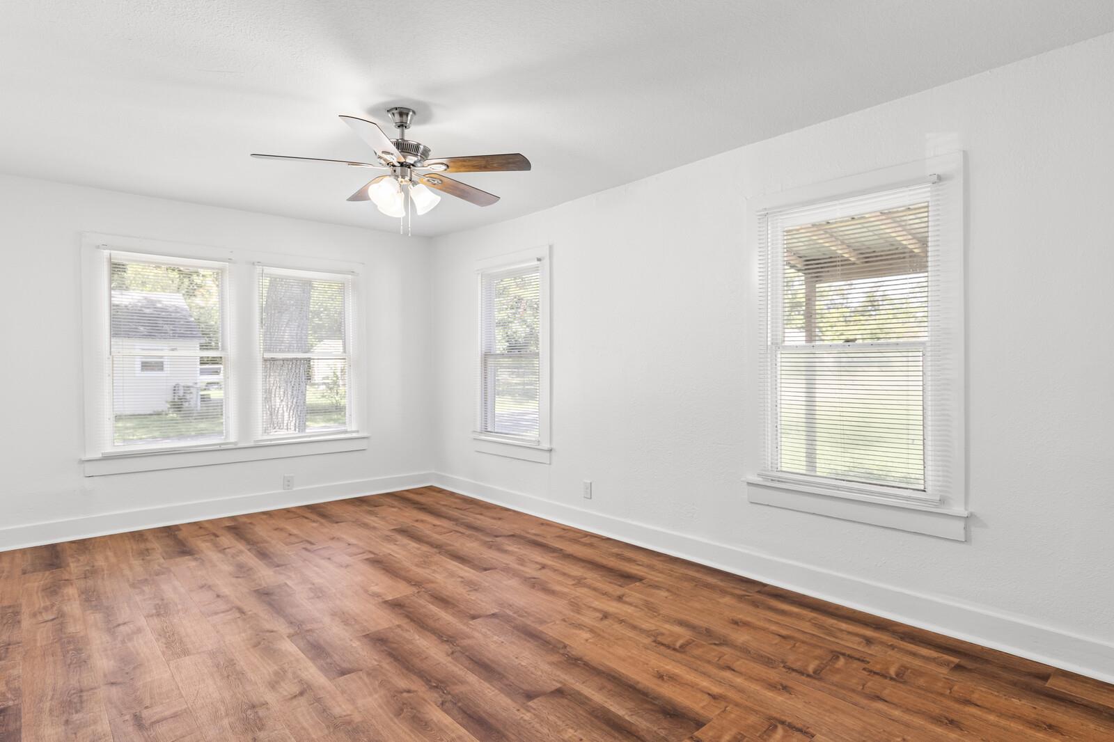 1020 S 23rd St, Temple, TX 76504